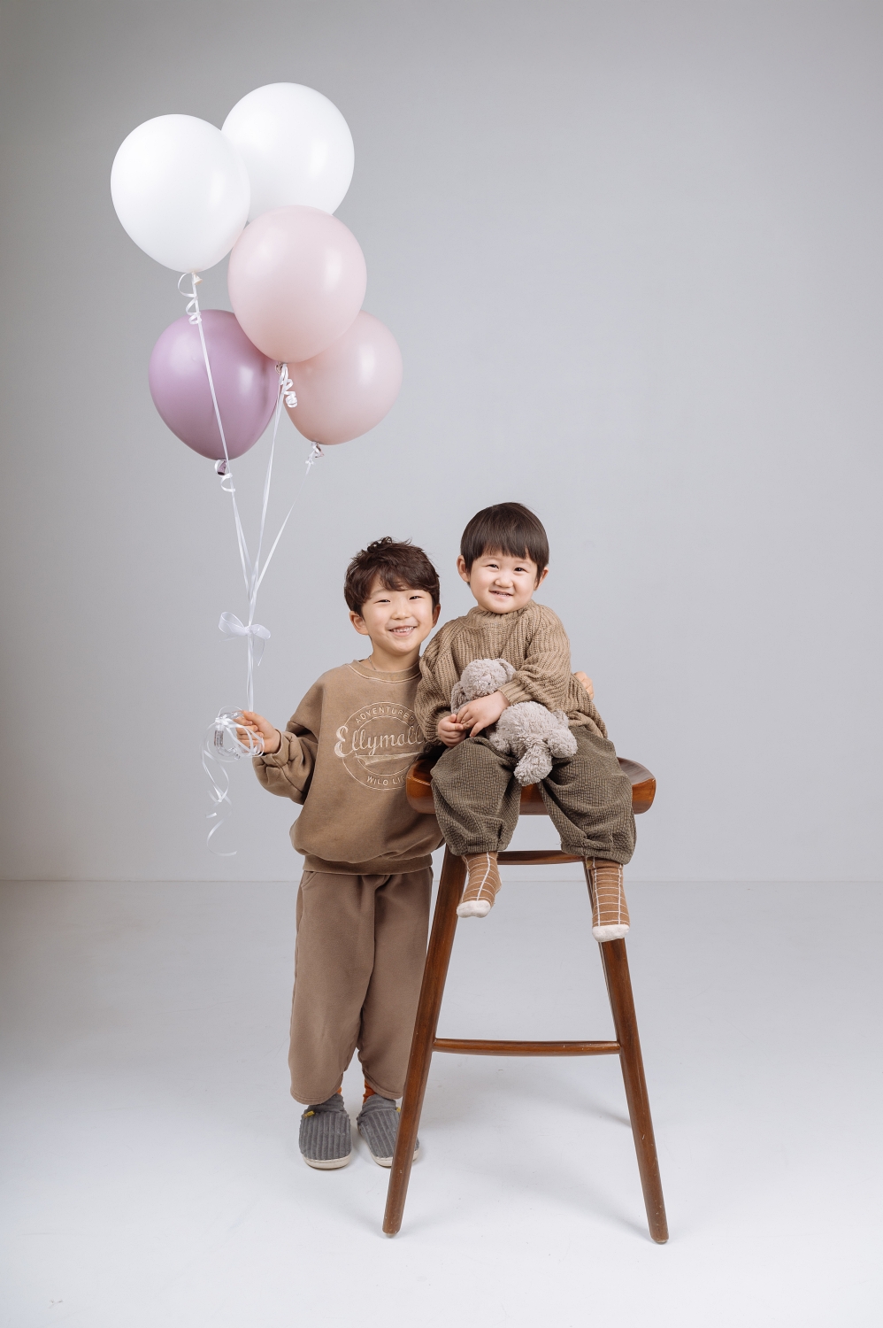 더 렐스튜디오