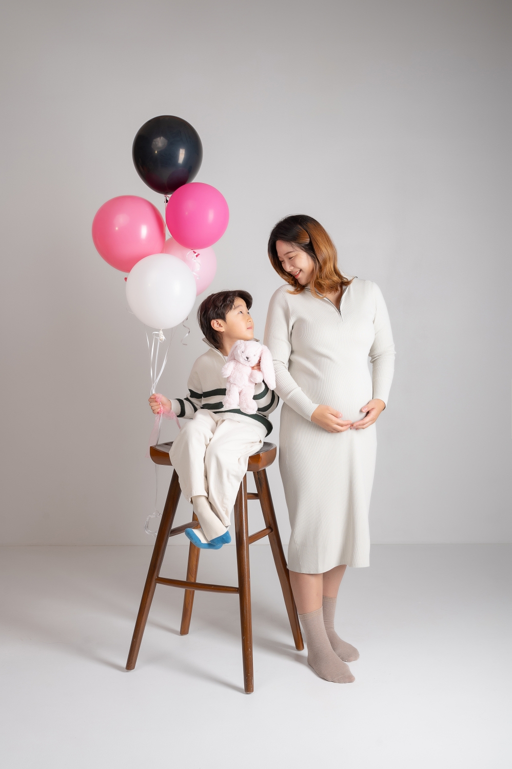 더 렐스튜디오