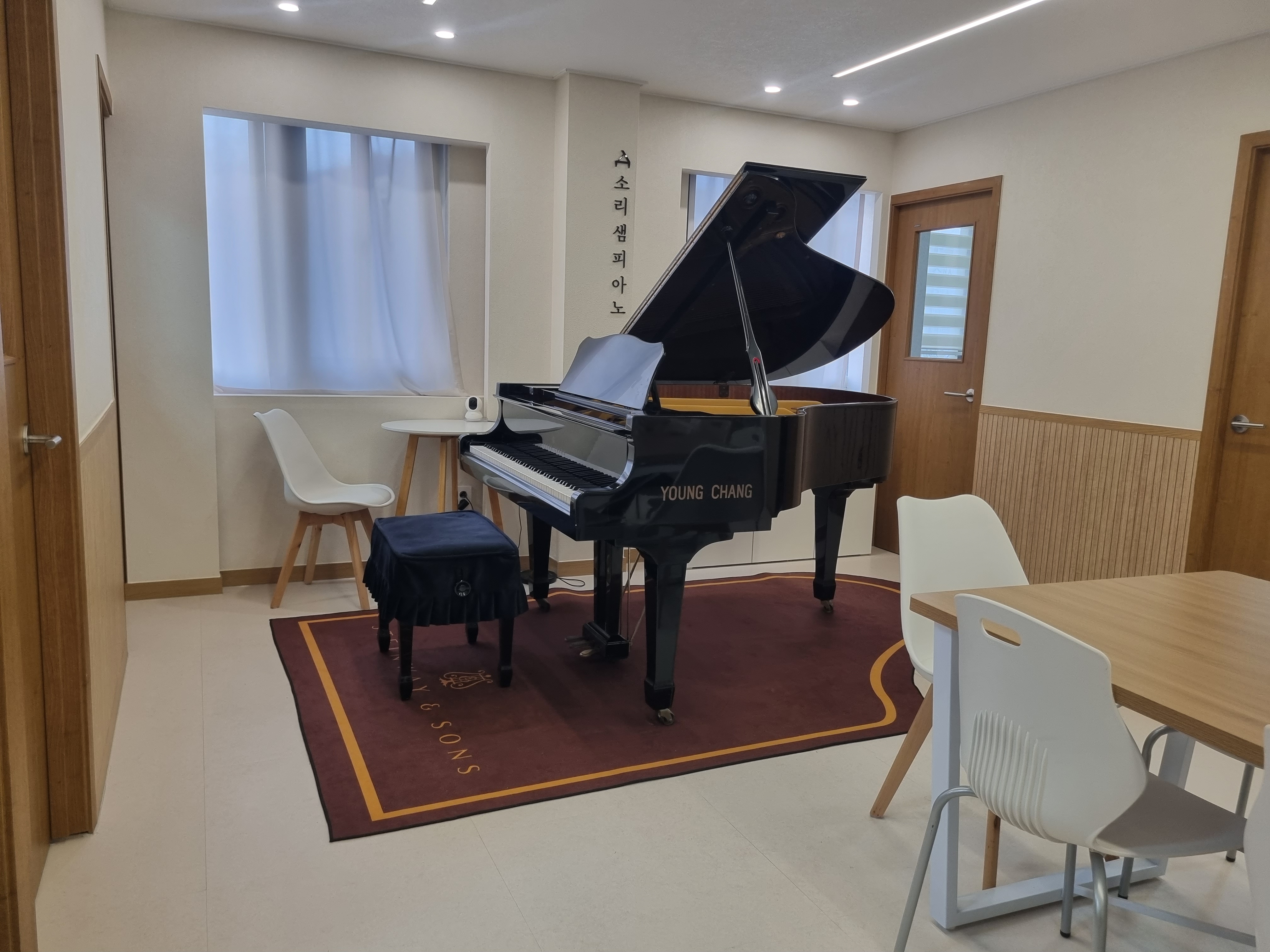 1번째 스튜디오 사진