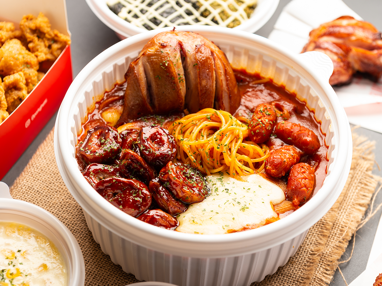 돼지게티 평택지제역점