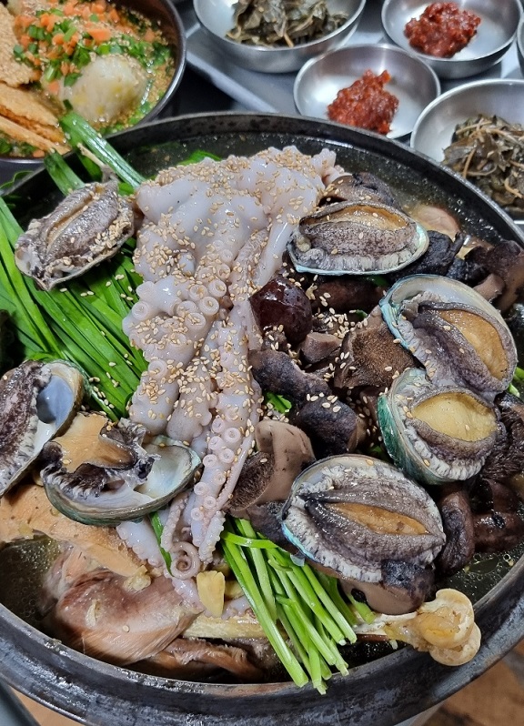 고향식당 설명사진