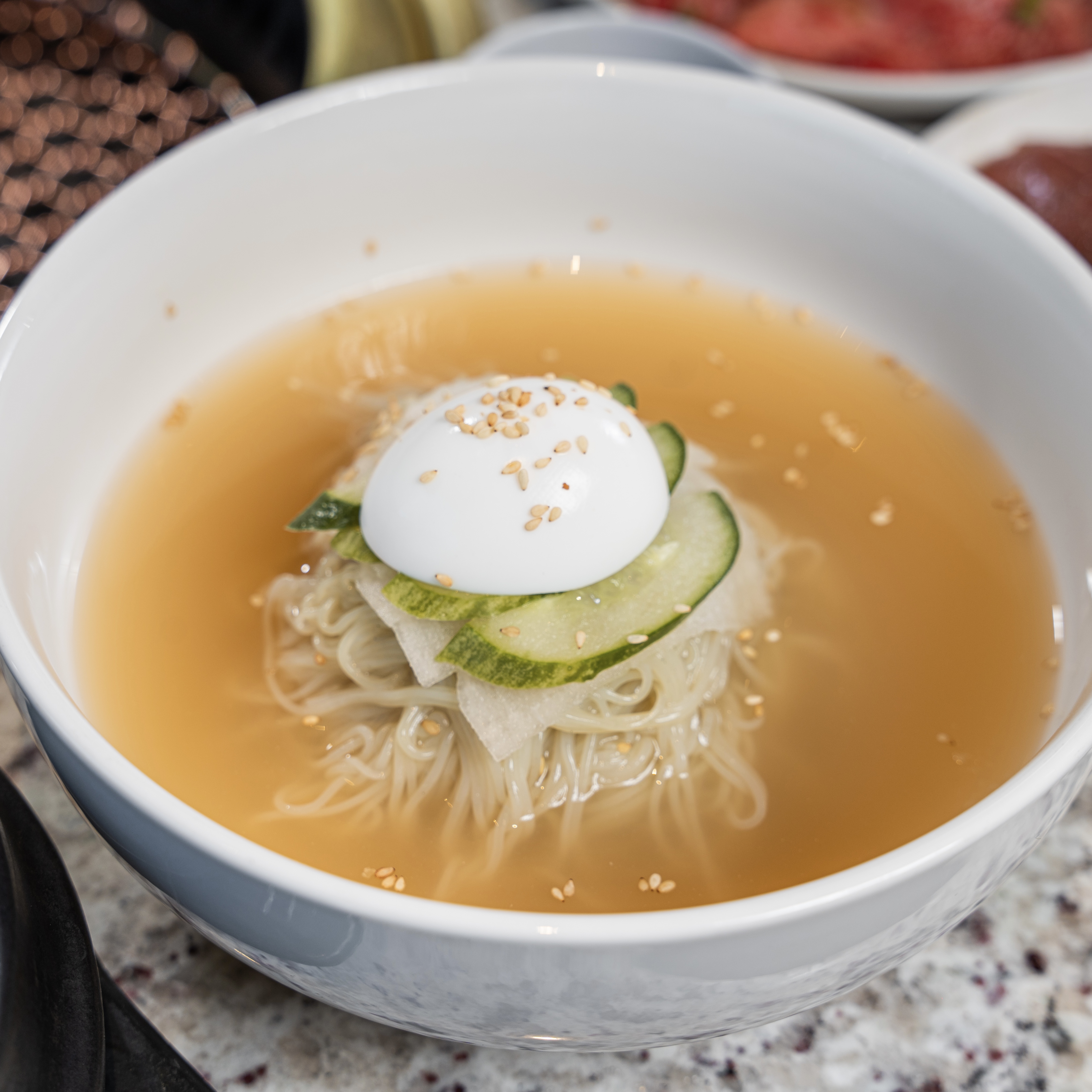 물냉면