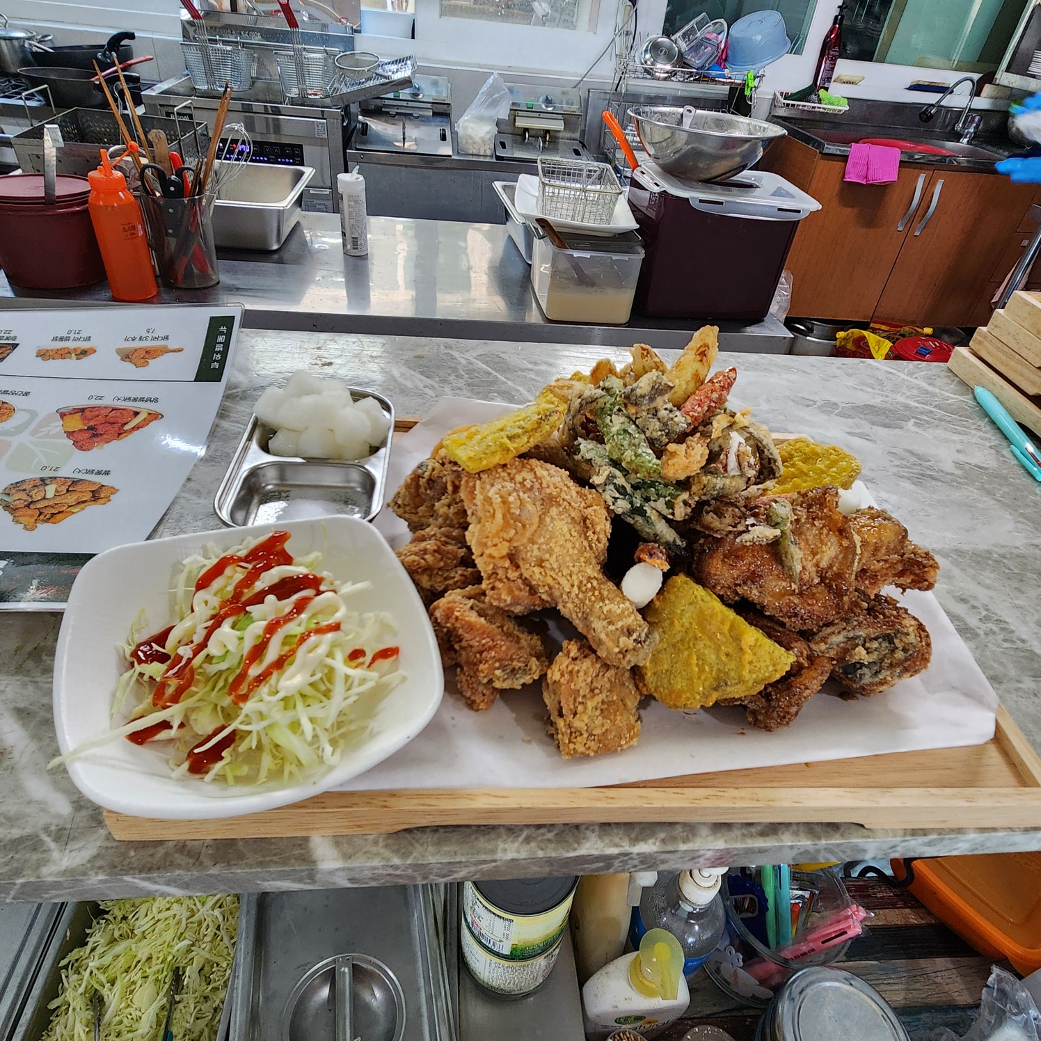 안심쌀통닭 영도동삼점