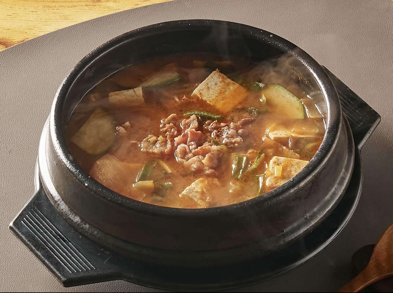 맛찬들왕소금구이 광교호수공원점