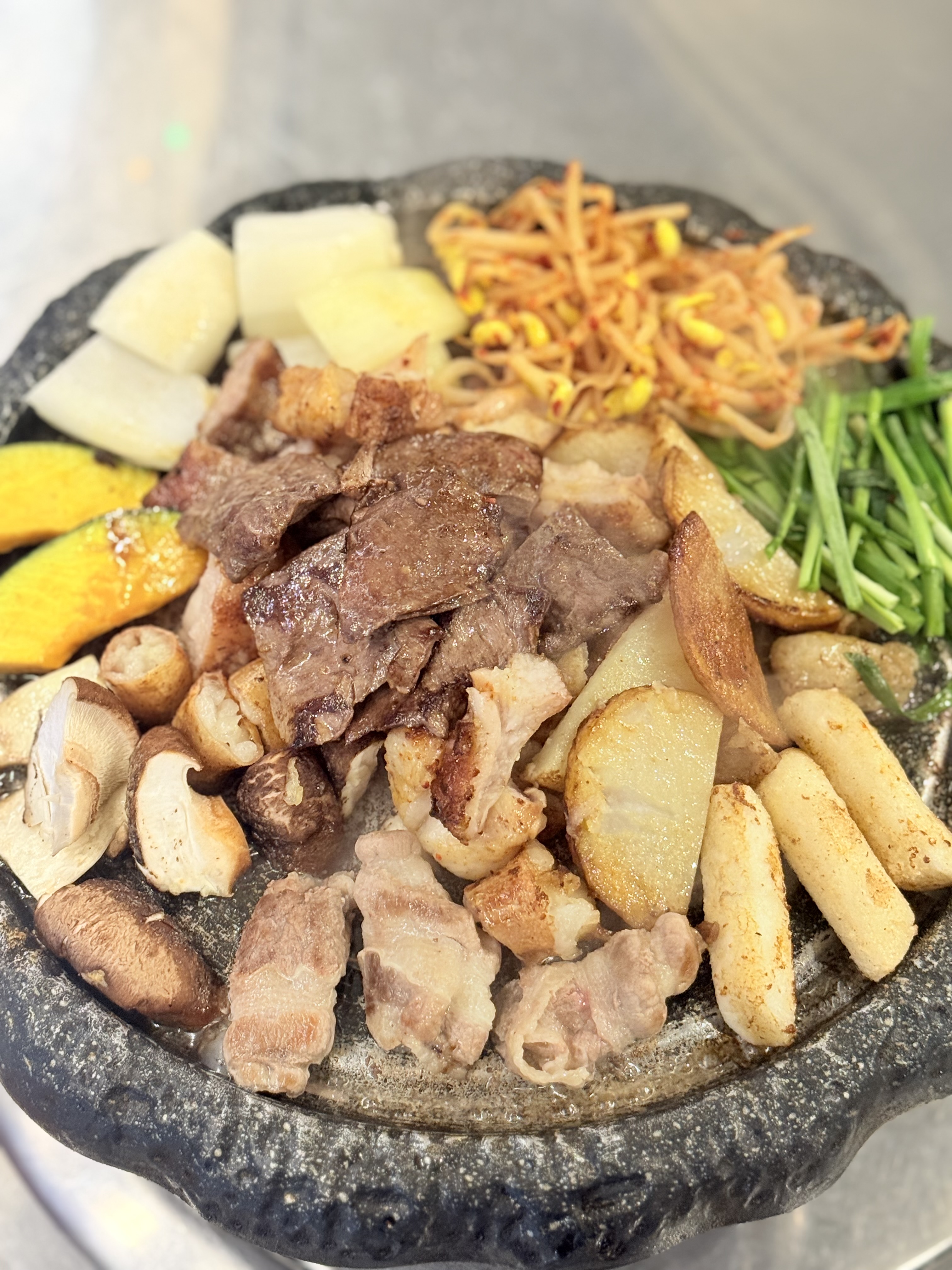 C3 | 우삼겹추천 강원 춘천시 우삼겹잘하는 맛집 방문해 보세요 따봉한우곱창 후평우미린점