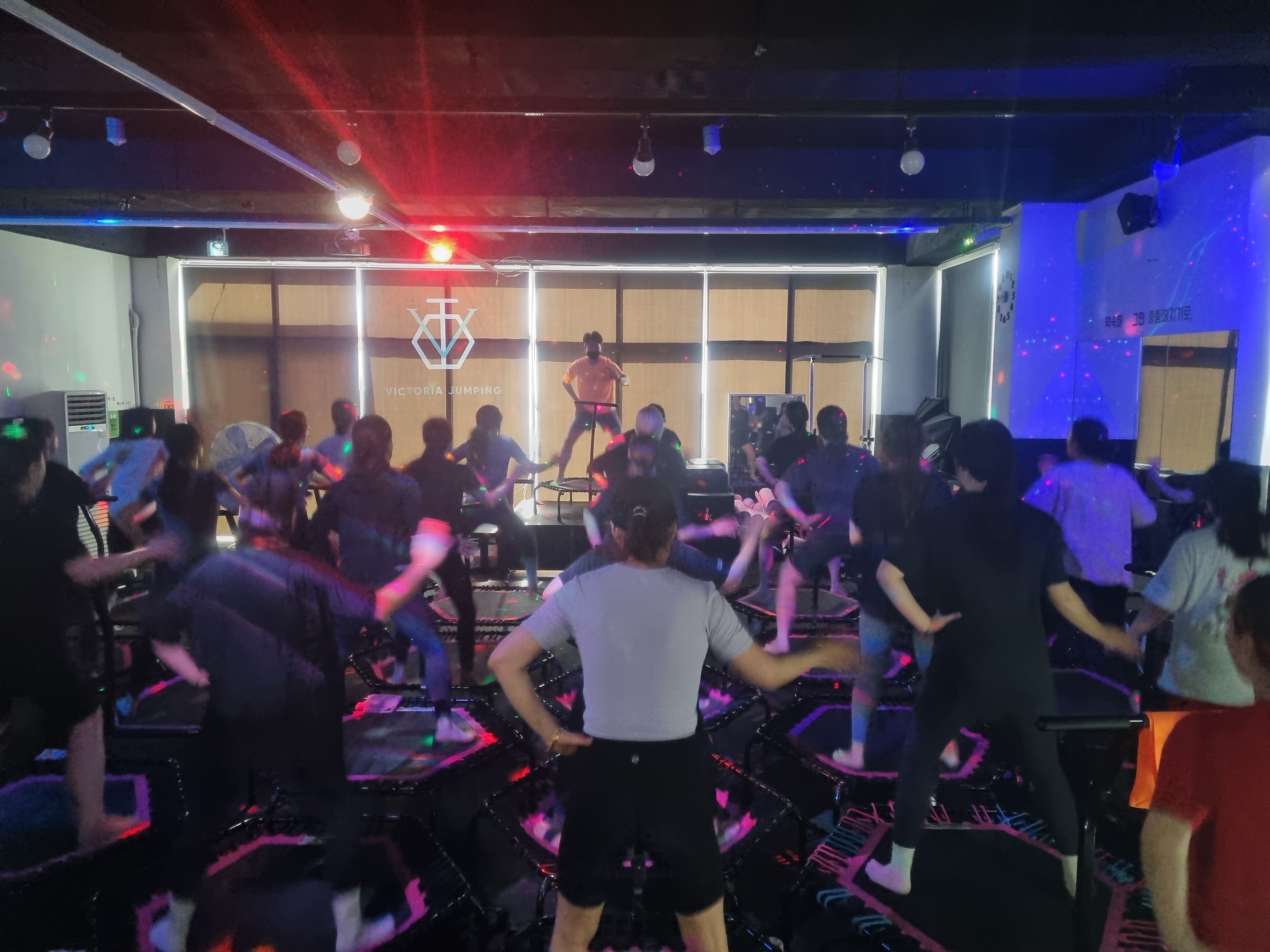 빅토리아점핑&홈피트니스 율량점