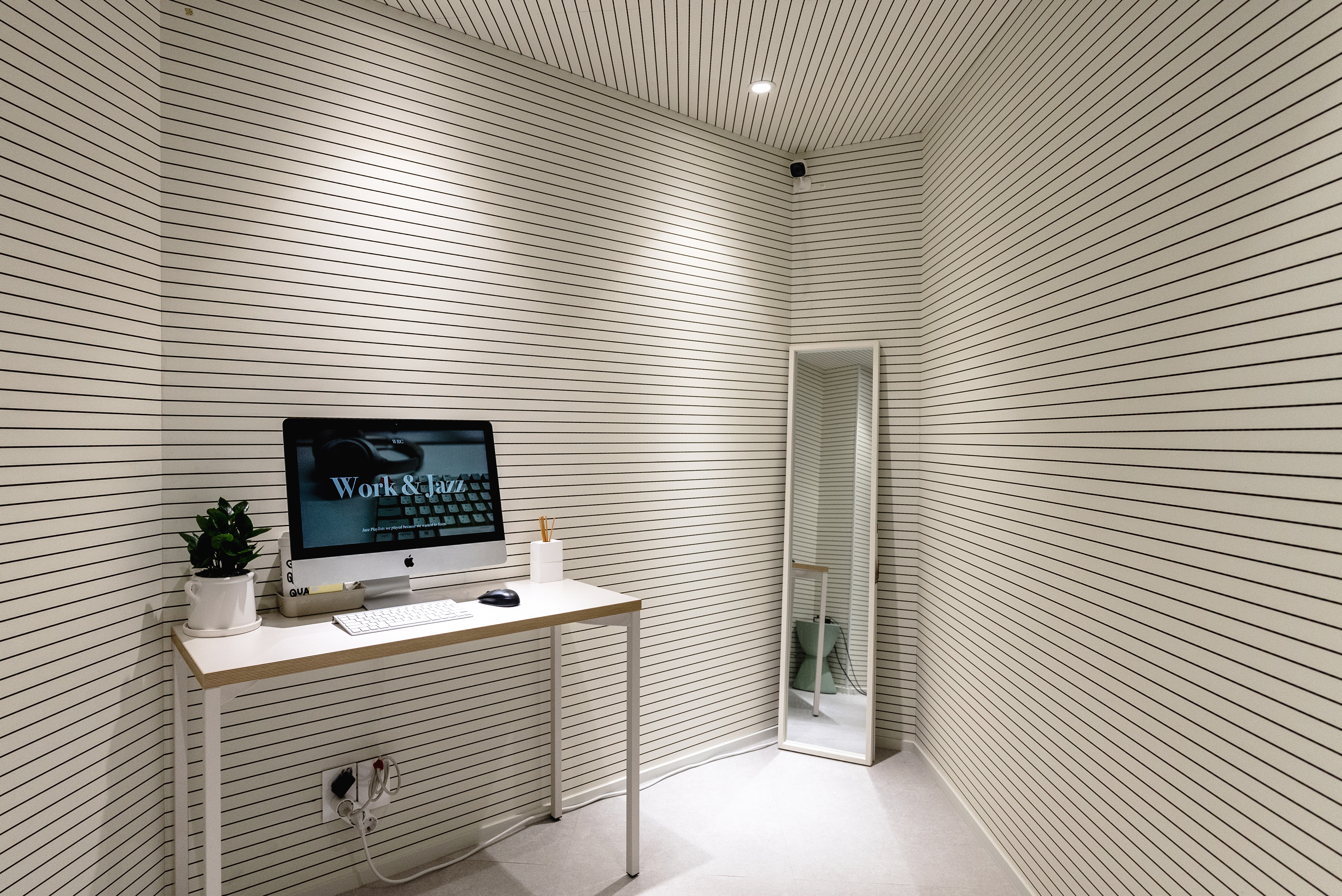 1번째 스튜디오 사진