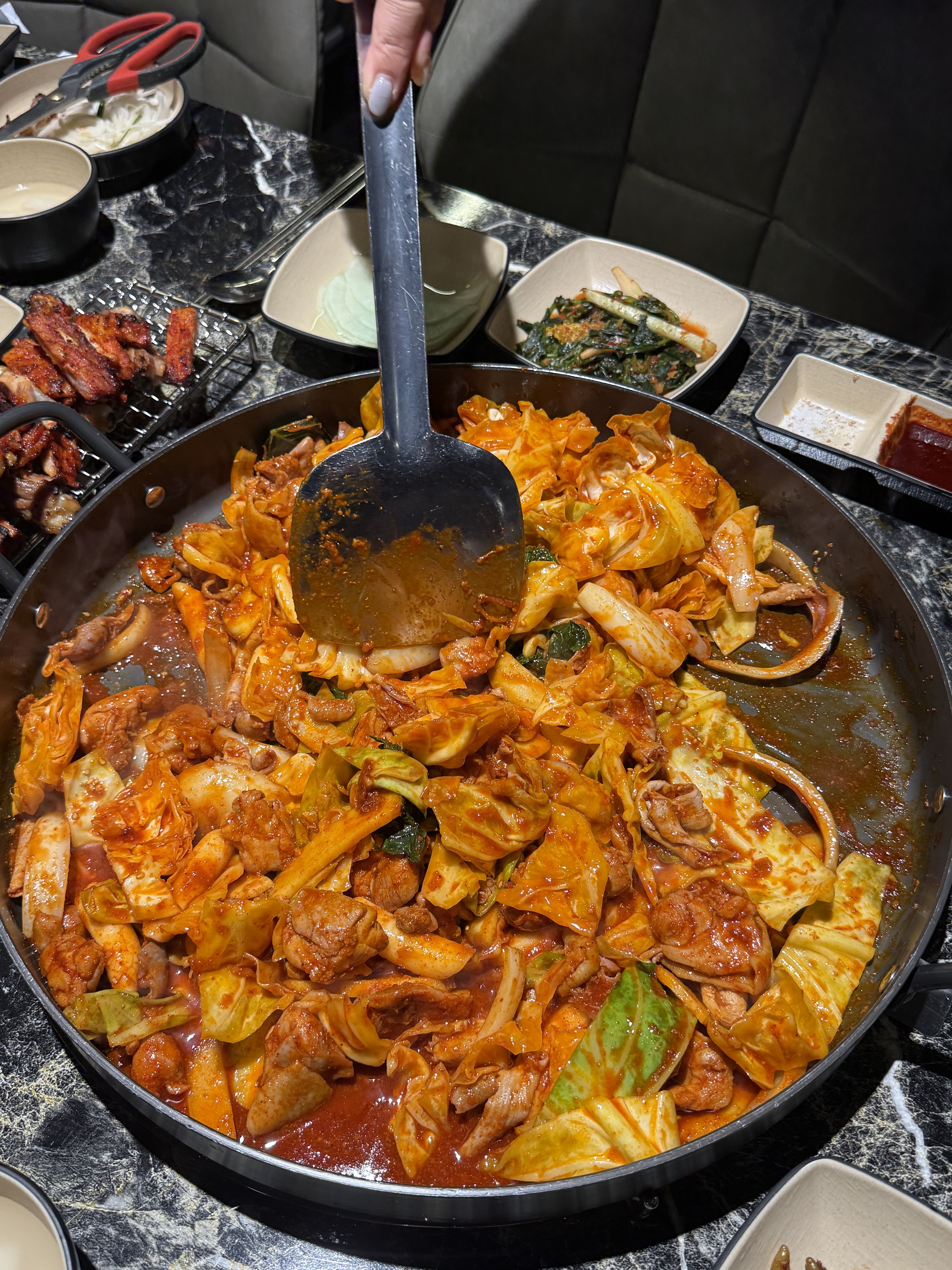 한지붕갈비 석바위역점