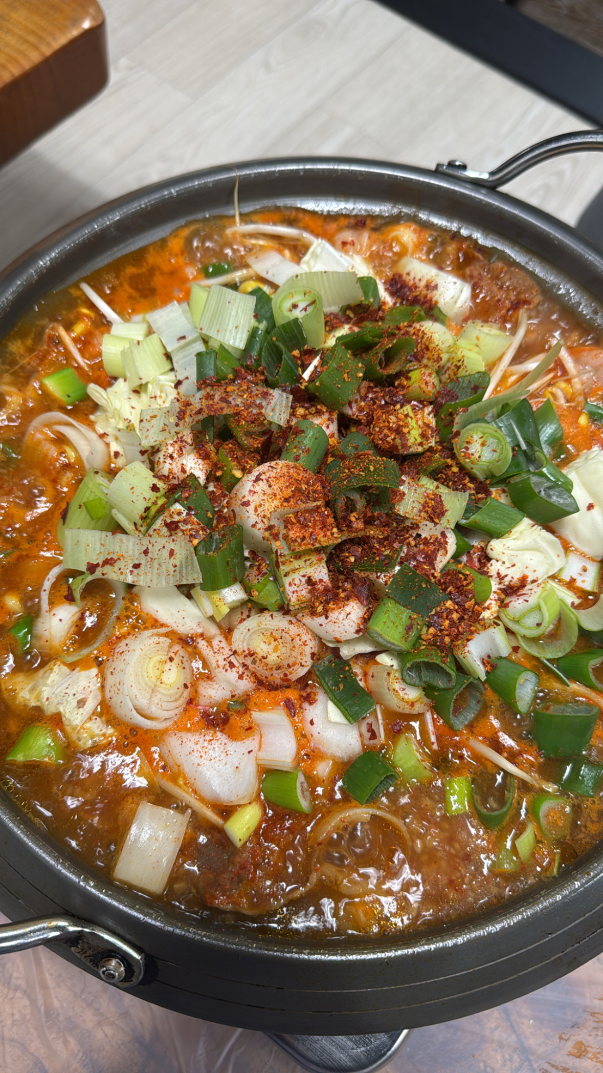 동해솥뚜껑식당