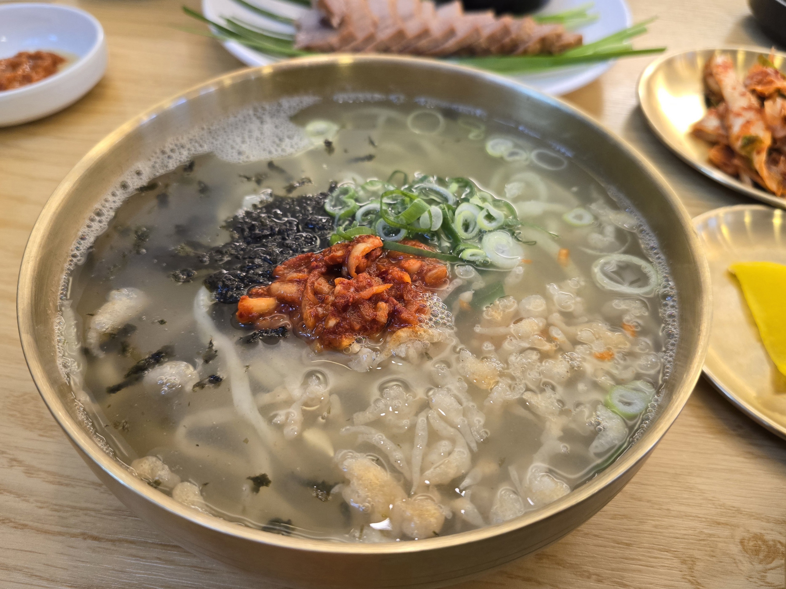 춘하추동 칼국수 방학점