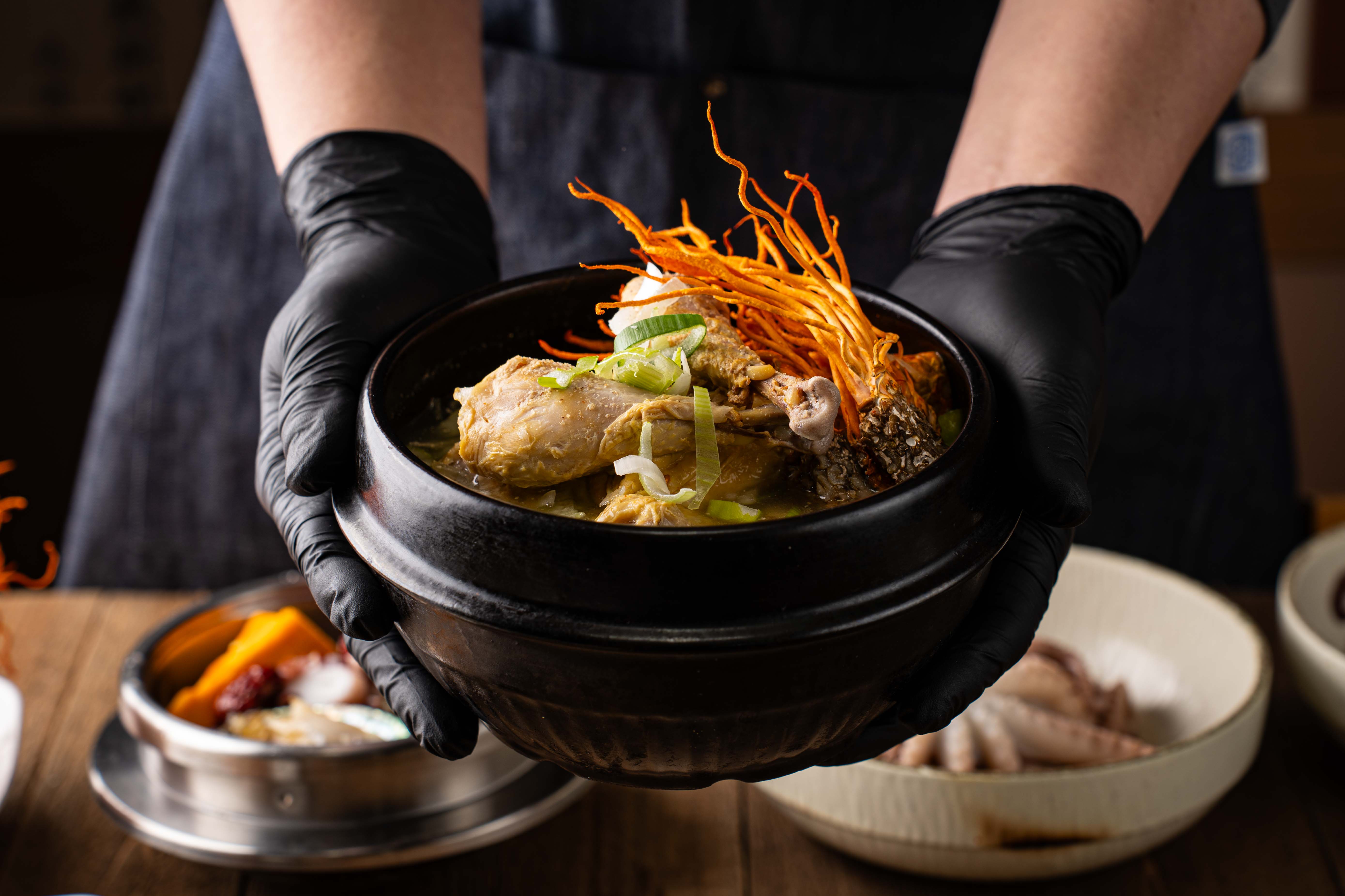 동충하초한방 전복 삼계탕