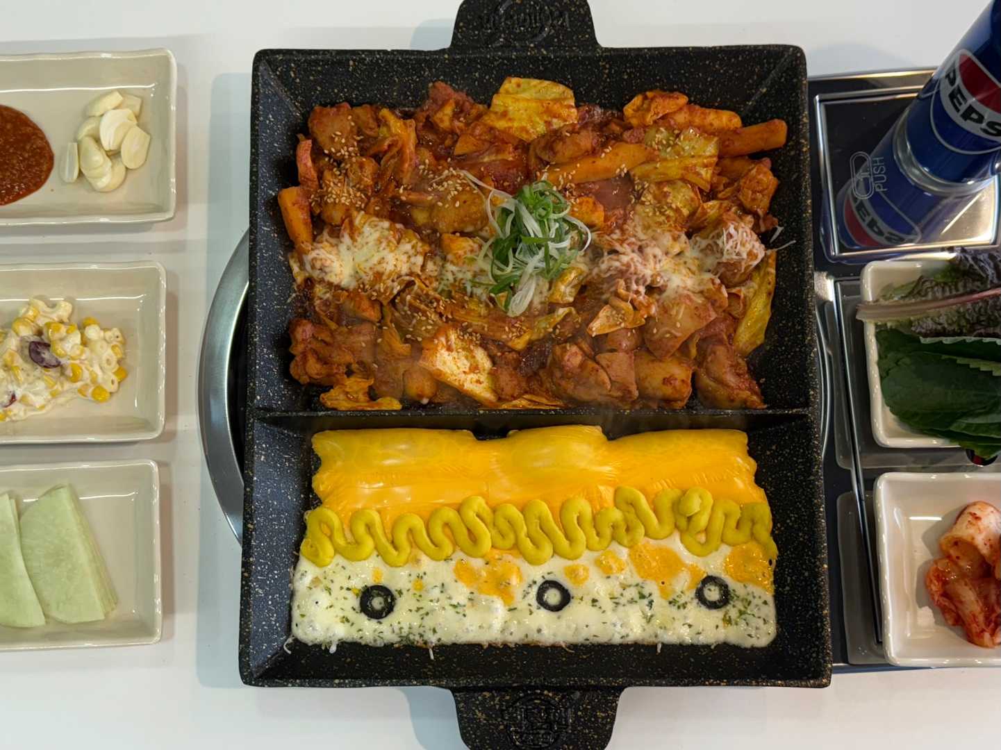 헬로팬닭갈비 경주황성점