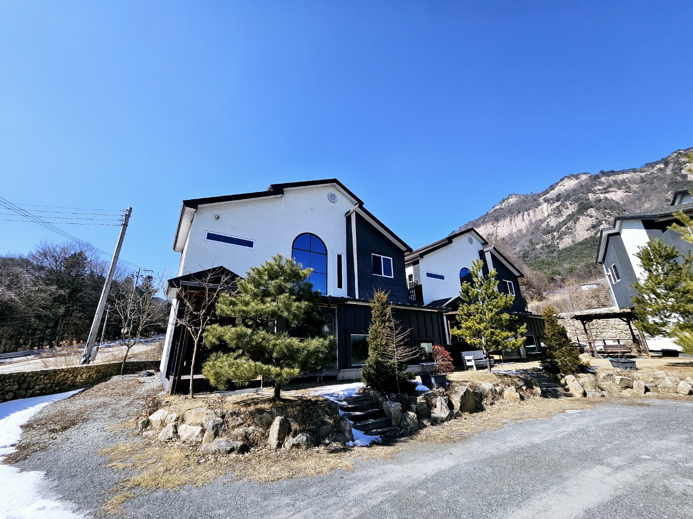 포암산민박
