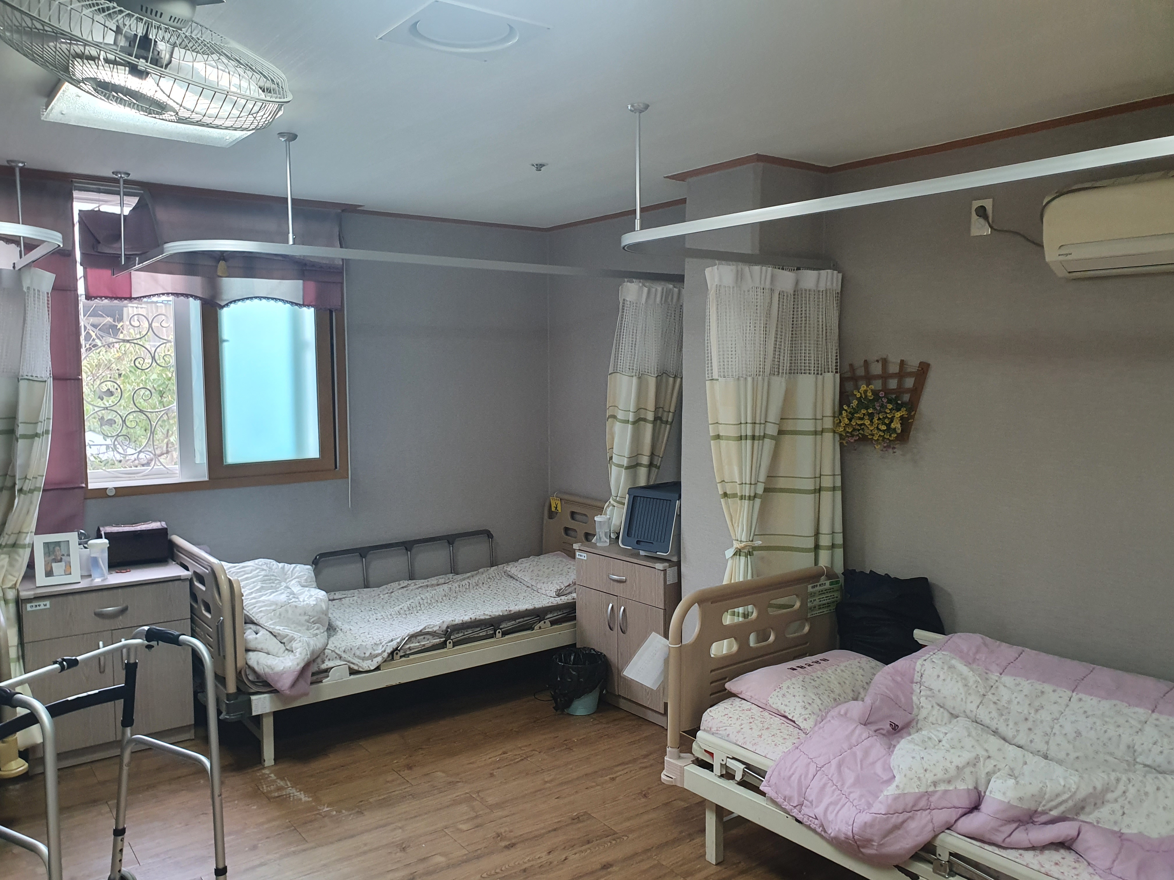 썬빔블라인드 대표 이미지 - 병원 커튼 및 전동 커튼