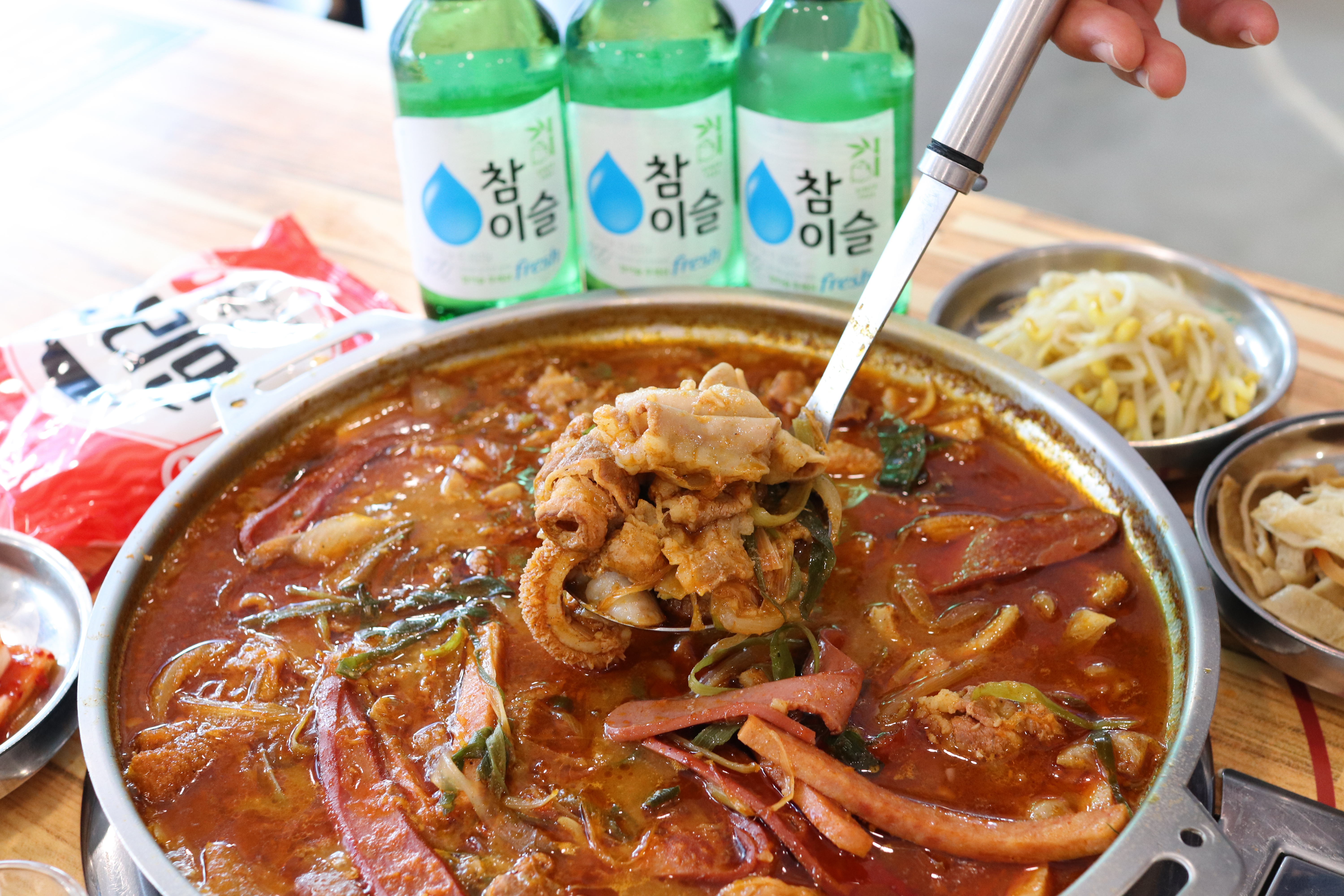 이태리부대찌개 점심마곡발산점 내부 또는 관련 모습