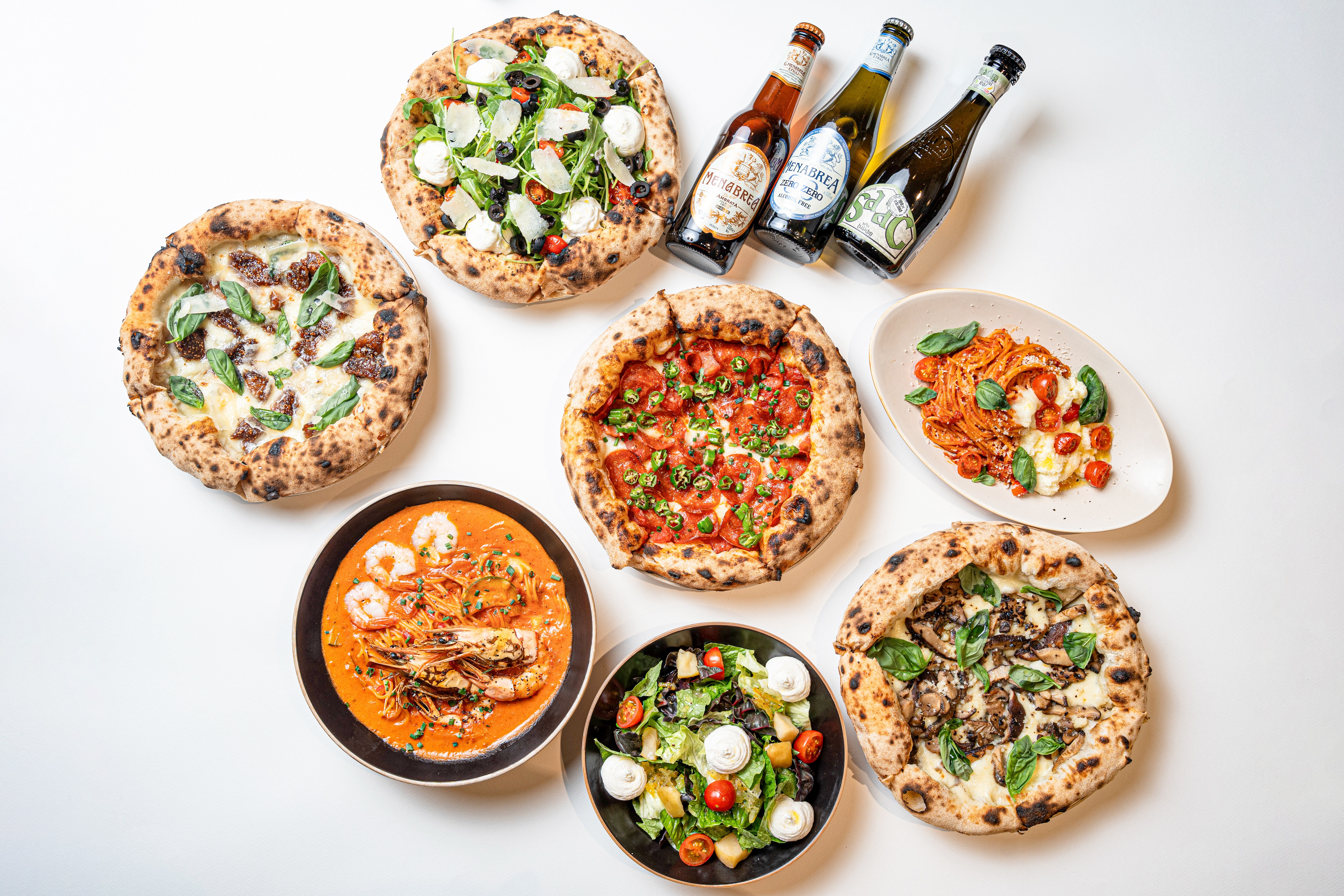 리꼬 화덕피자의 먹음직스러운 화덕피자 사진