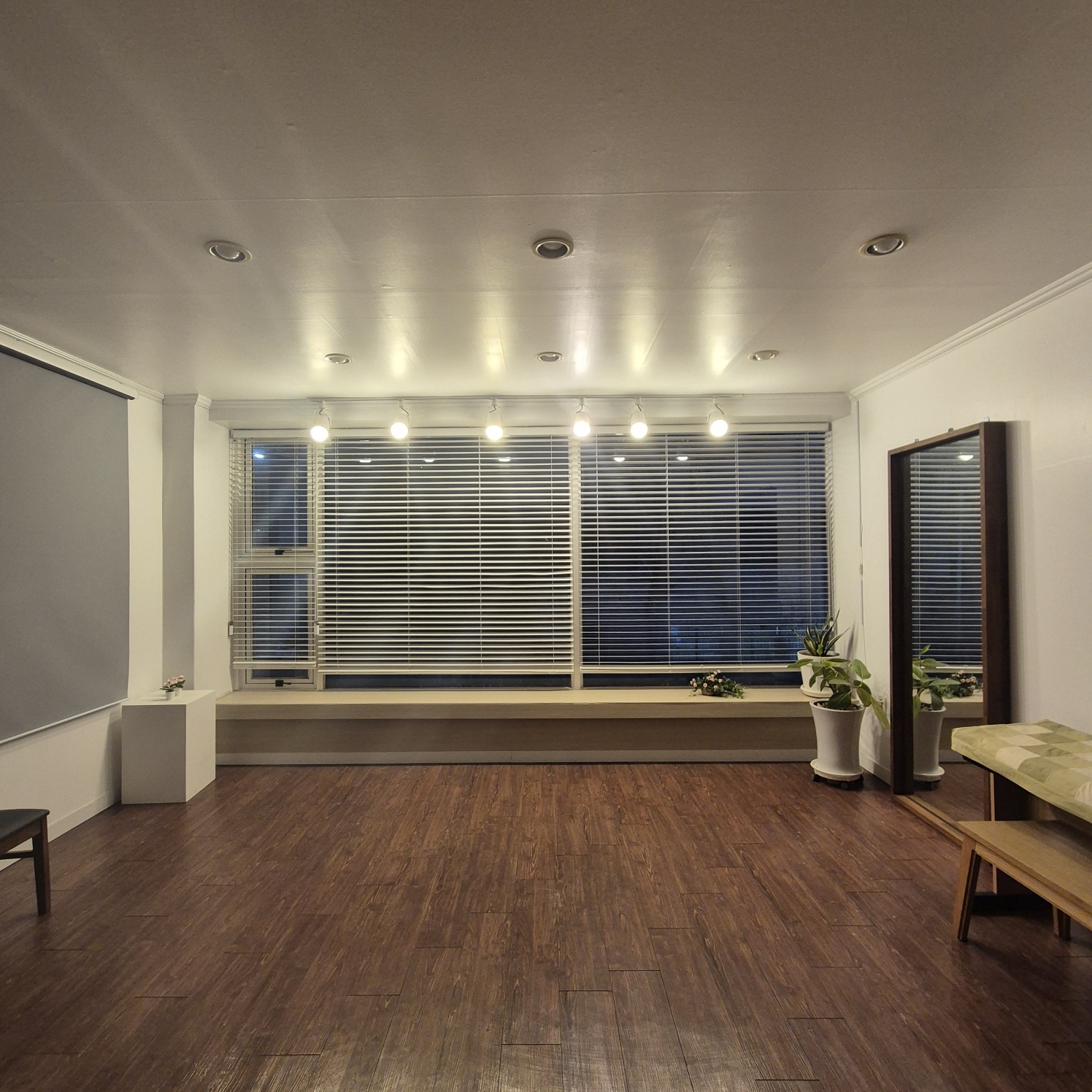 더샘스튜디오 대표 이미지