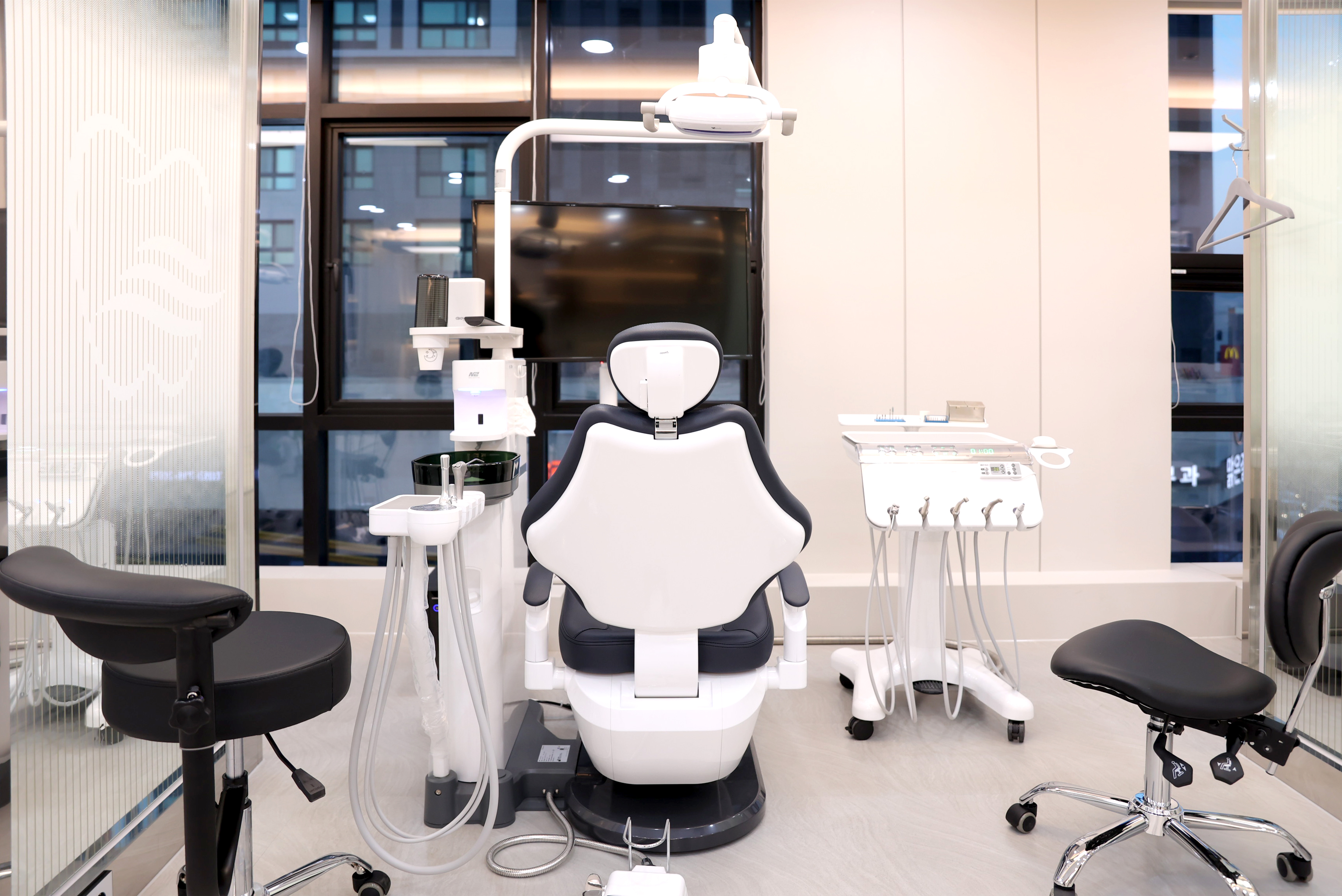 밝은결치과의원 대표 이미지