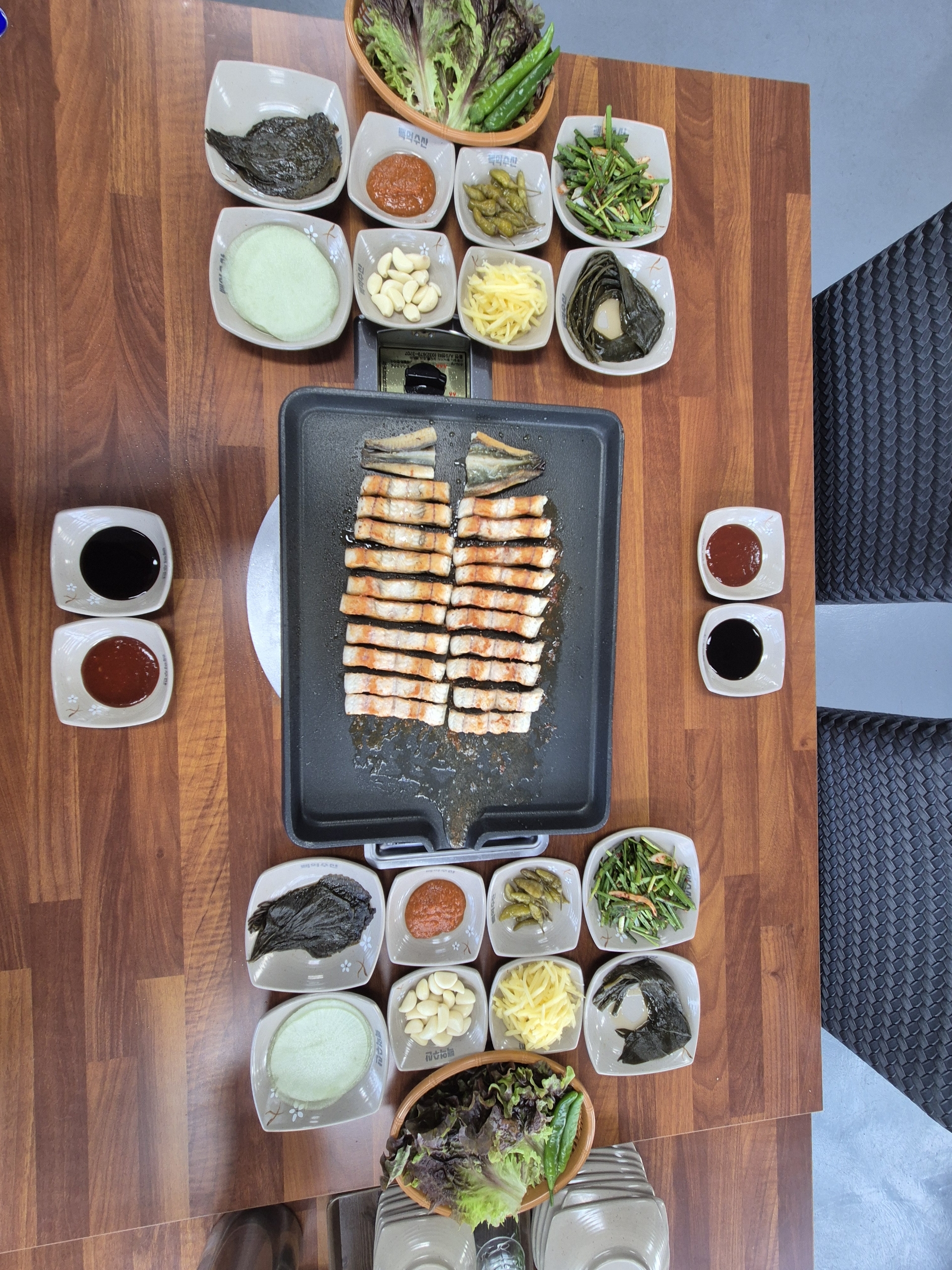 백억수산 풍천민물장어 직판장