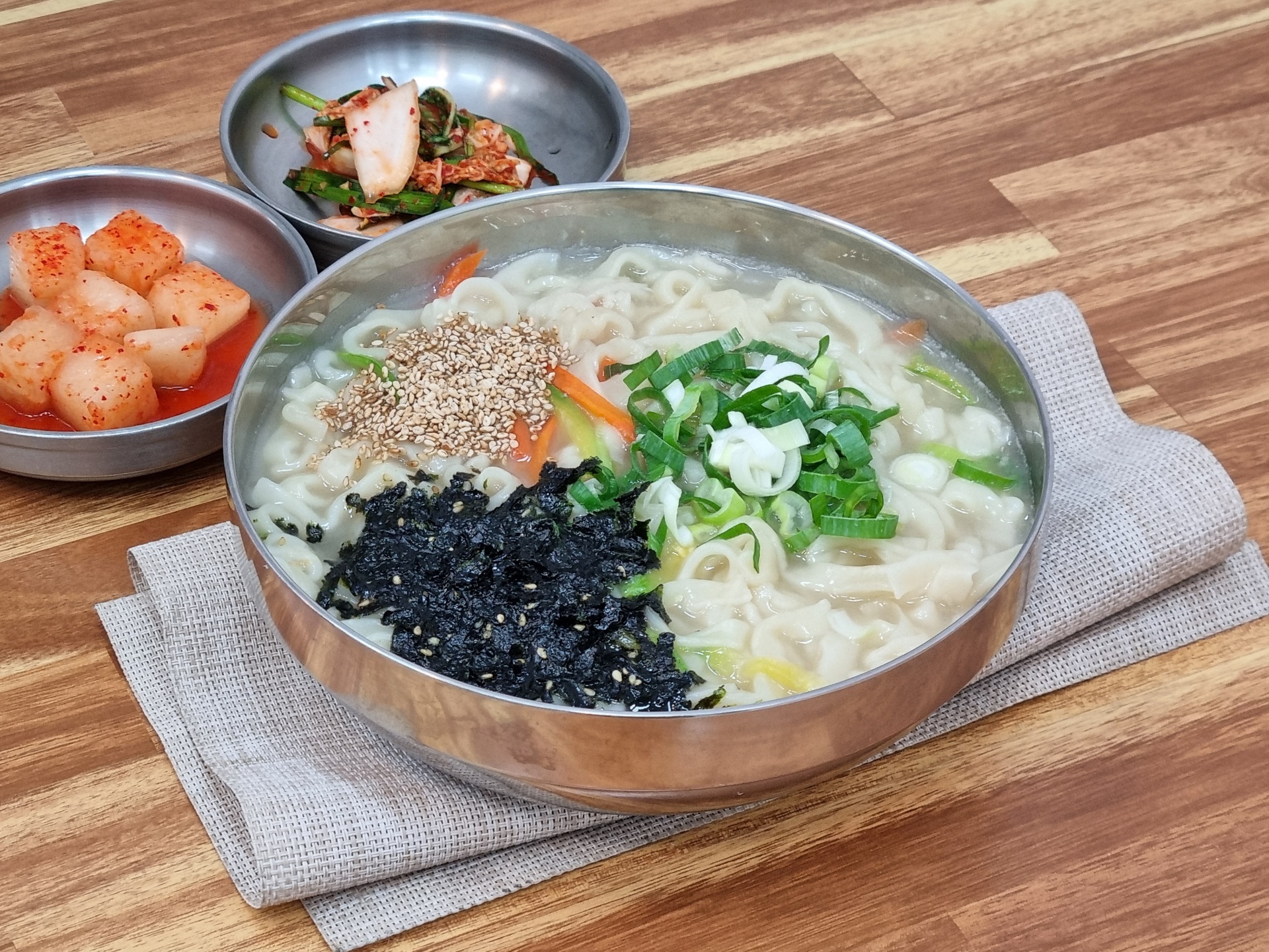 옛날 엄마칼국수