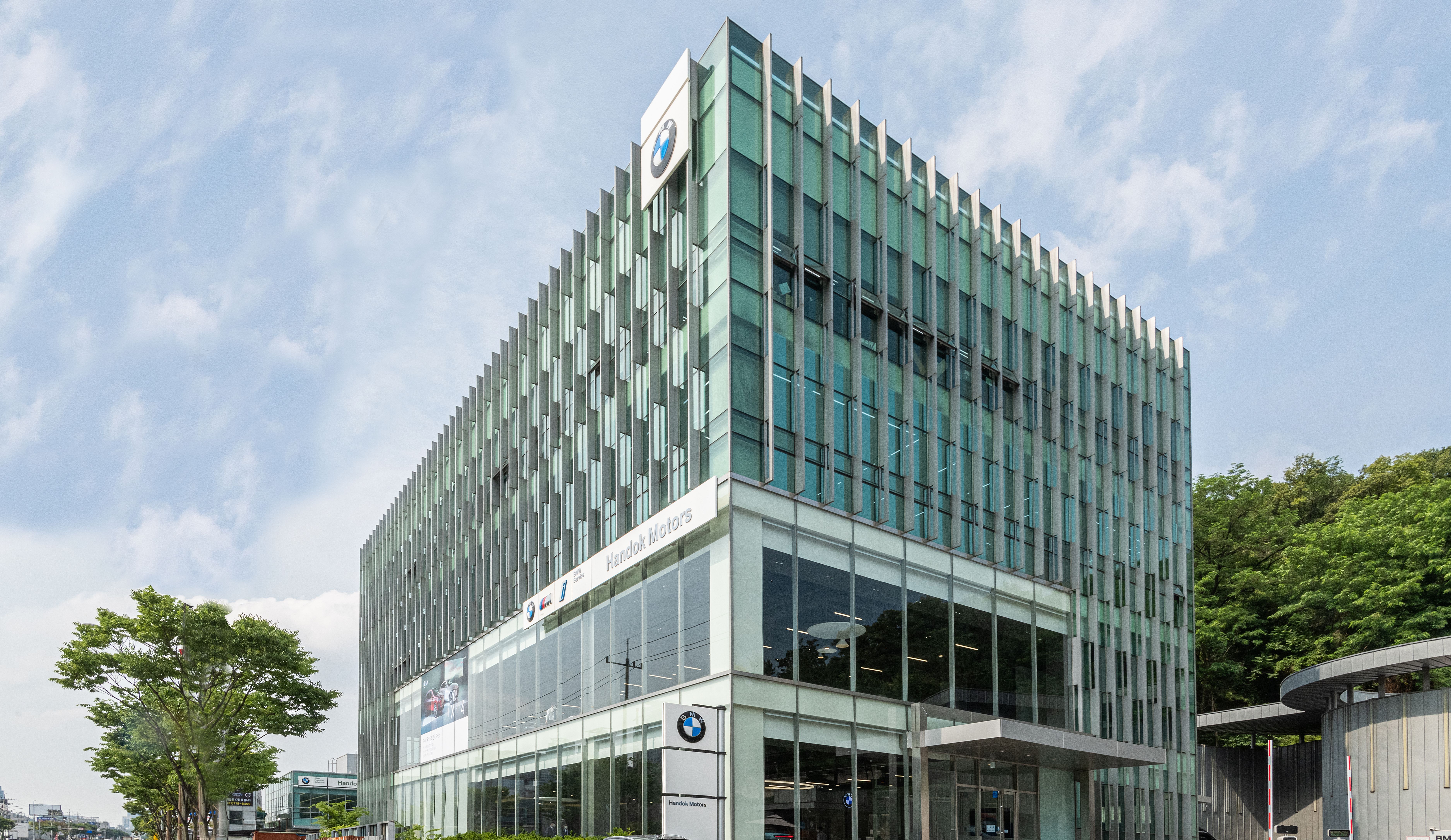 한독모터스 BMW 분당궁내전시장 대표 이미지