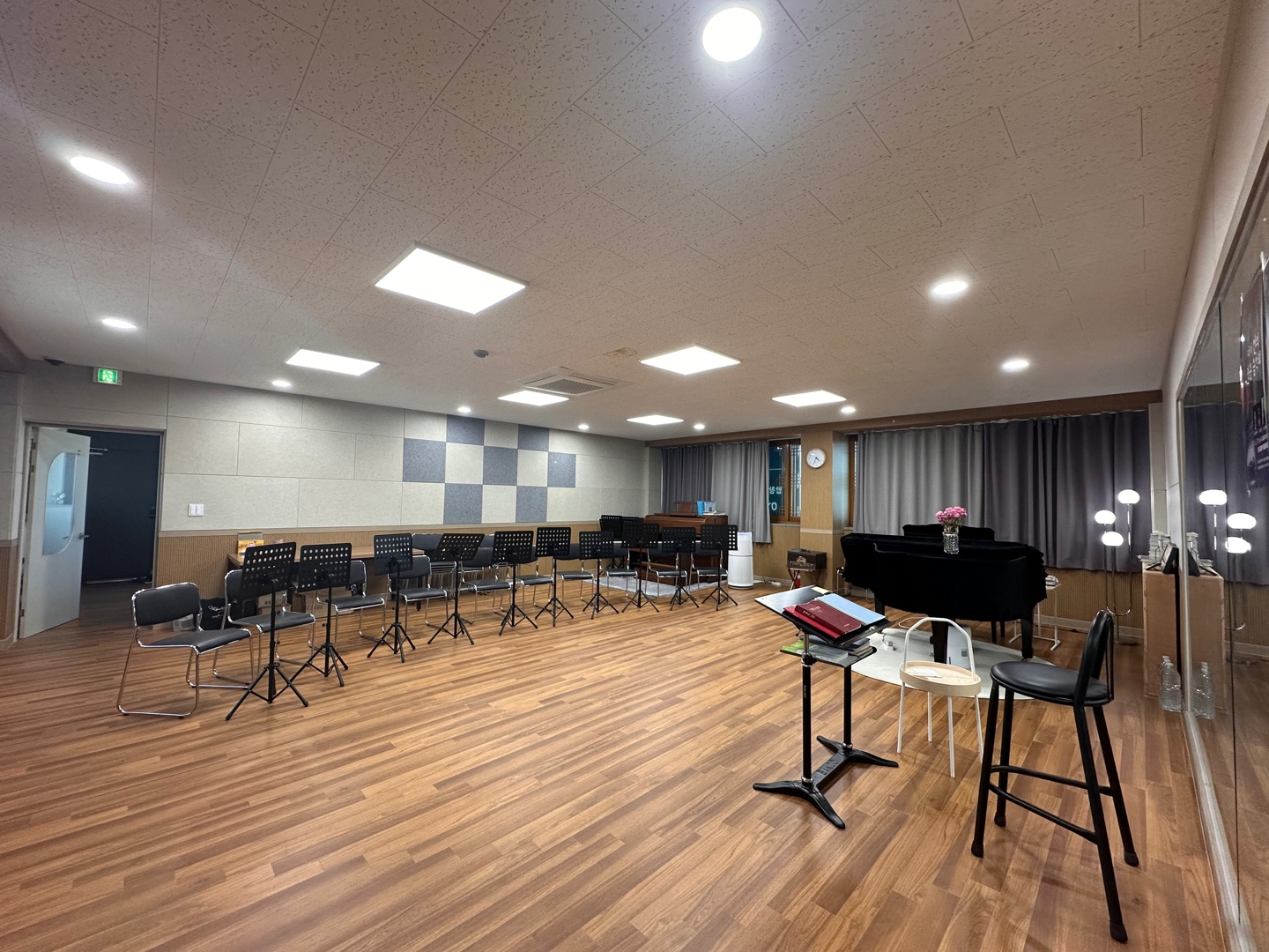 1번째 스튜디오 사진