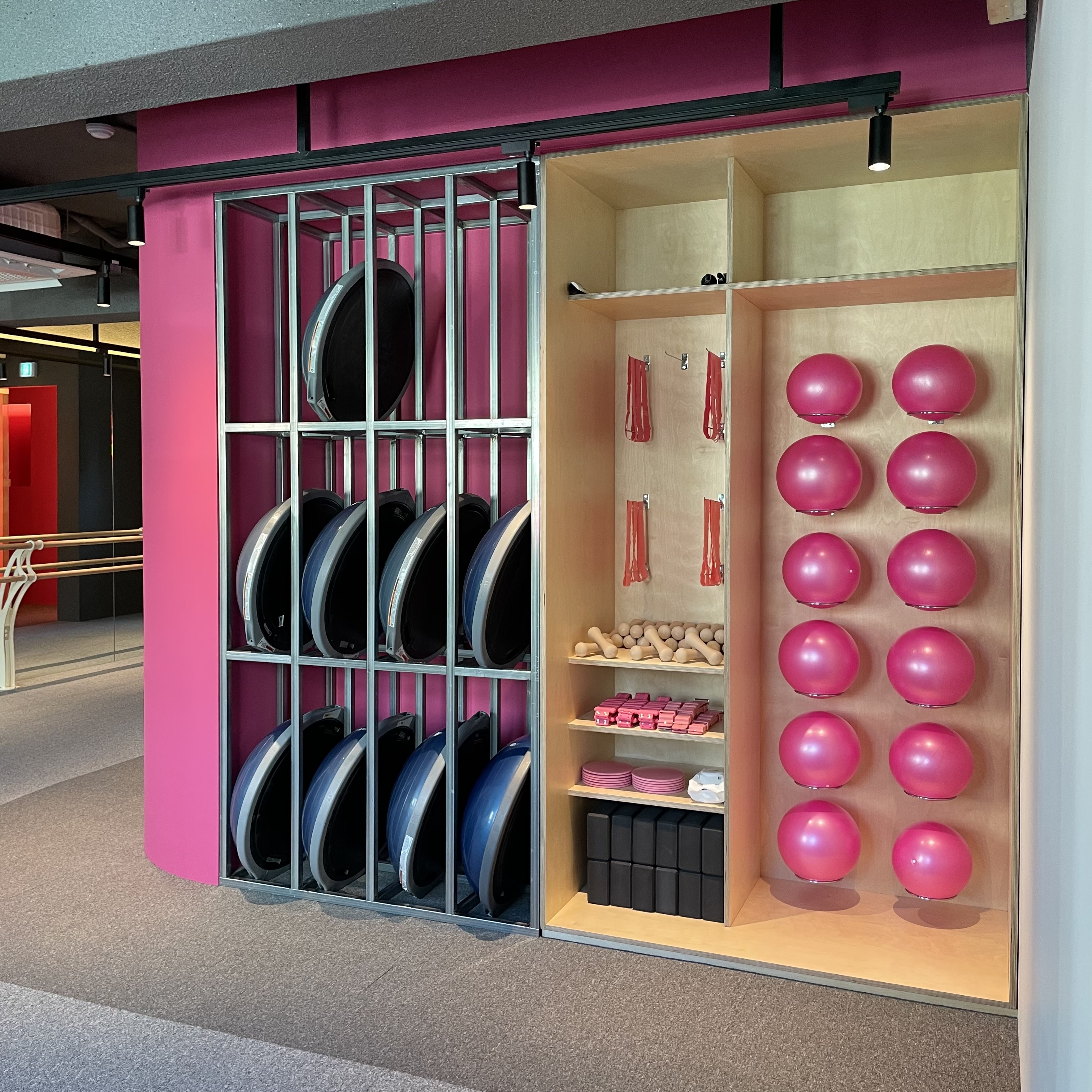 디스이즈바레 대표 이미지