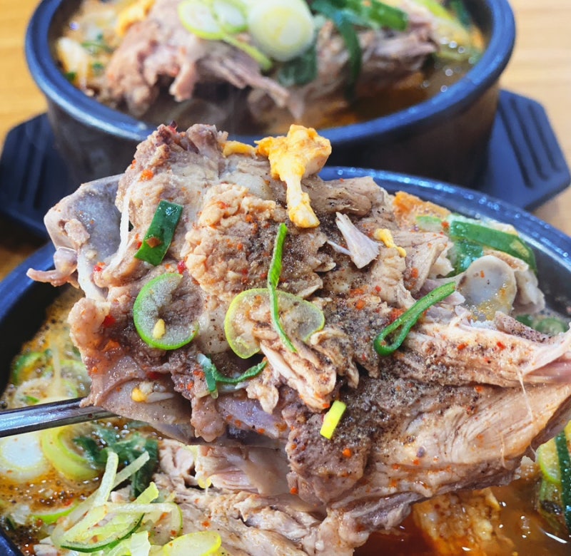 오며가등뼈해장국 본점