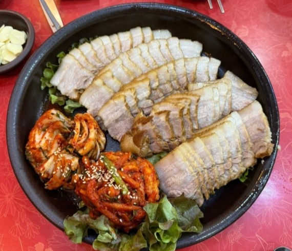 초대박족발수육돈까스통닭 사진 5