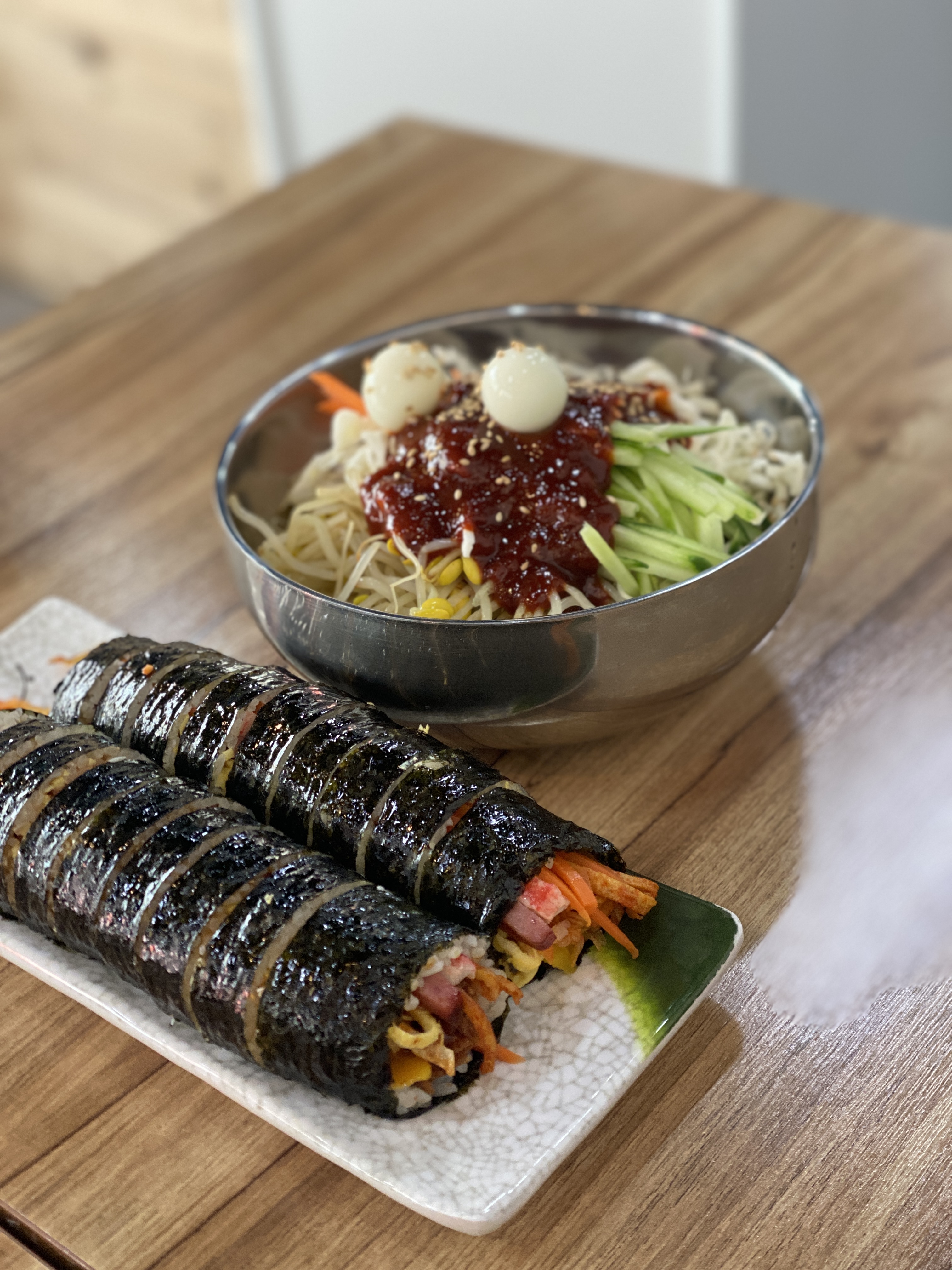 아시아드김밥 내부 또는 관련 모습