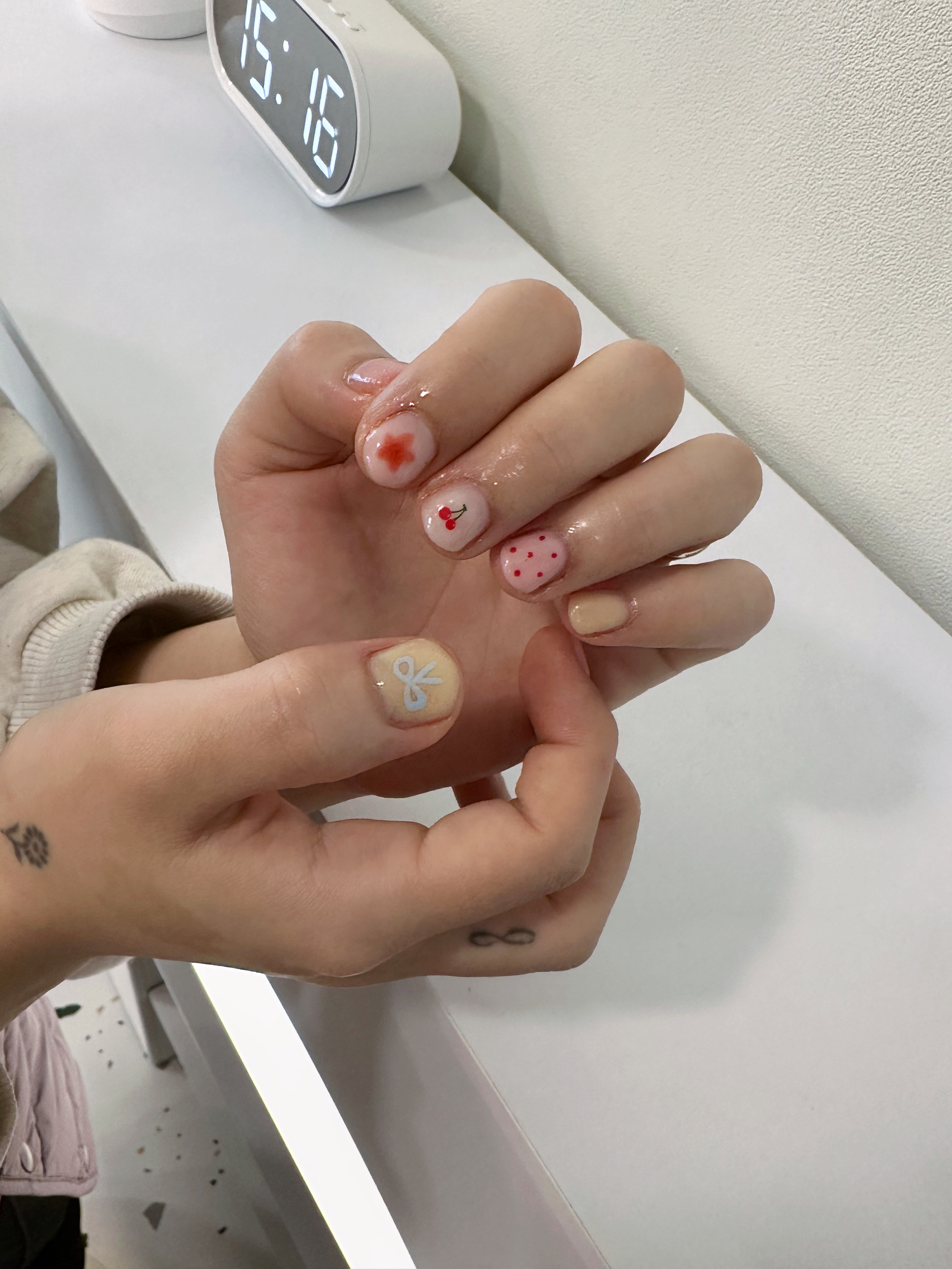 네일그리지오 대표 이미지