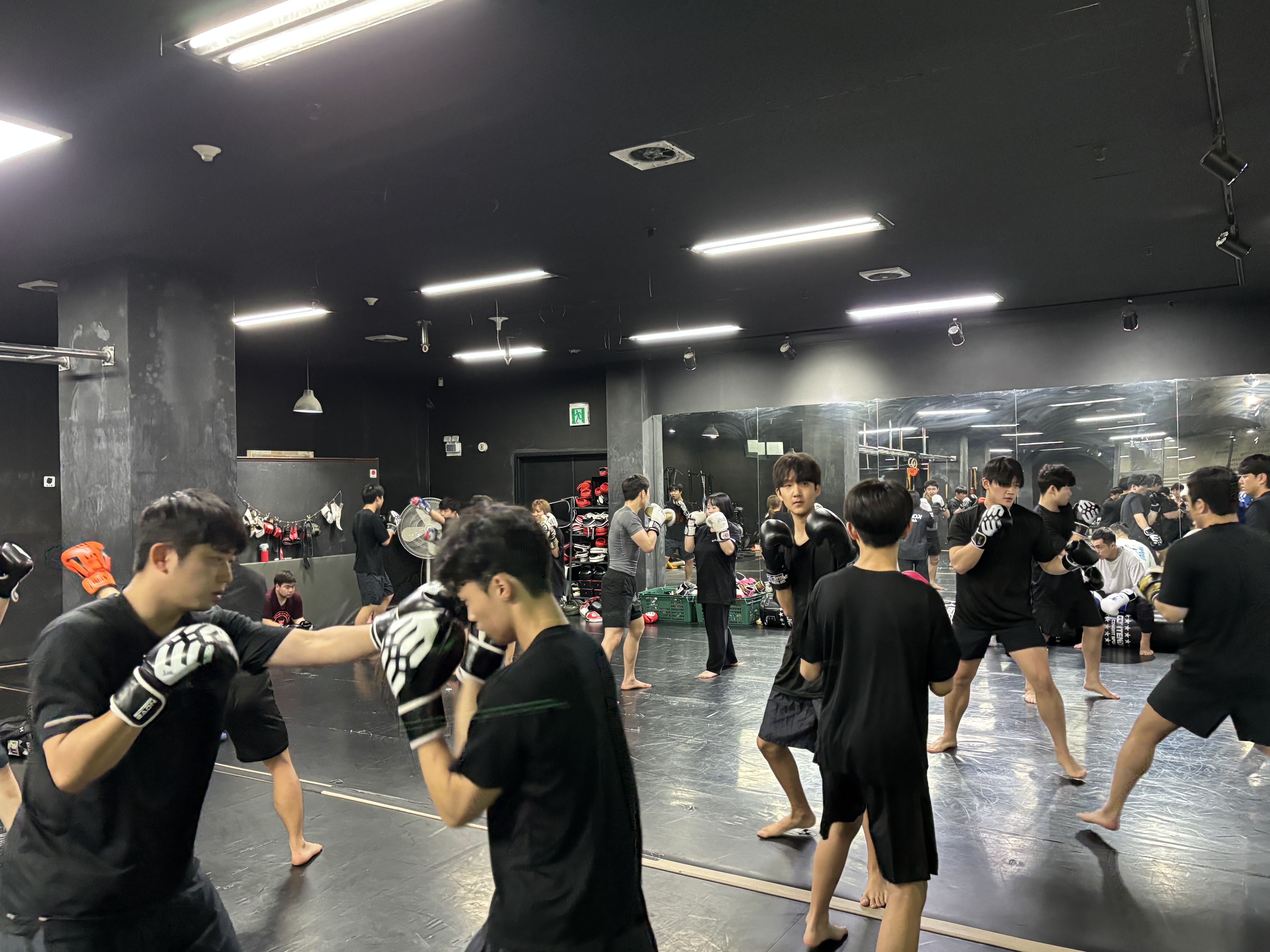 그룹PT 킥복싱 주짓수 UFC 더짐랩