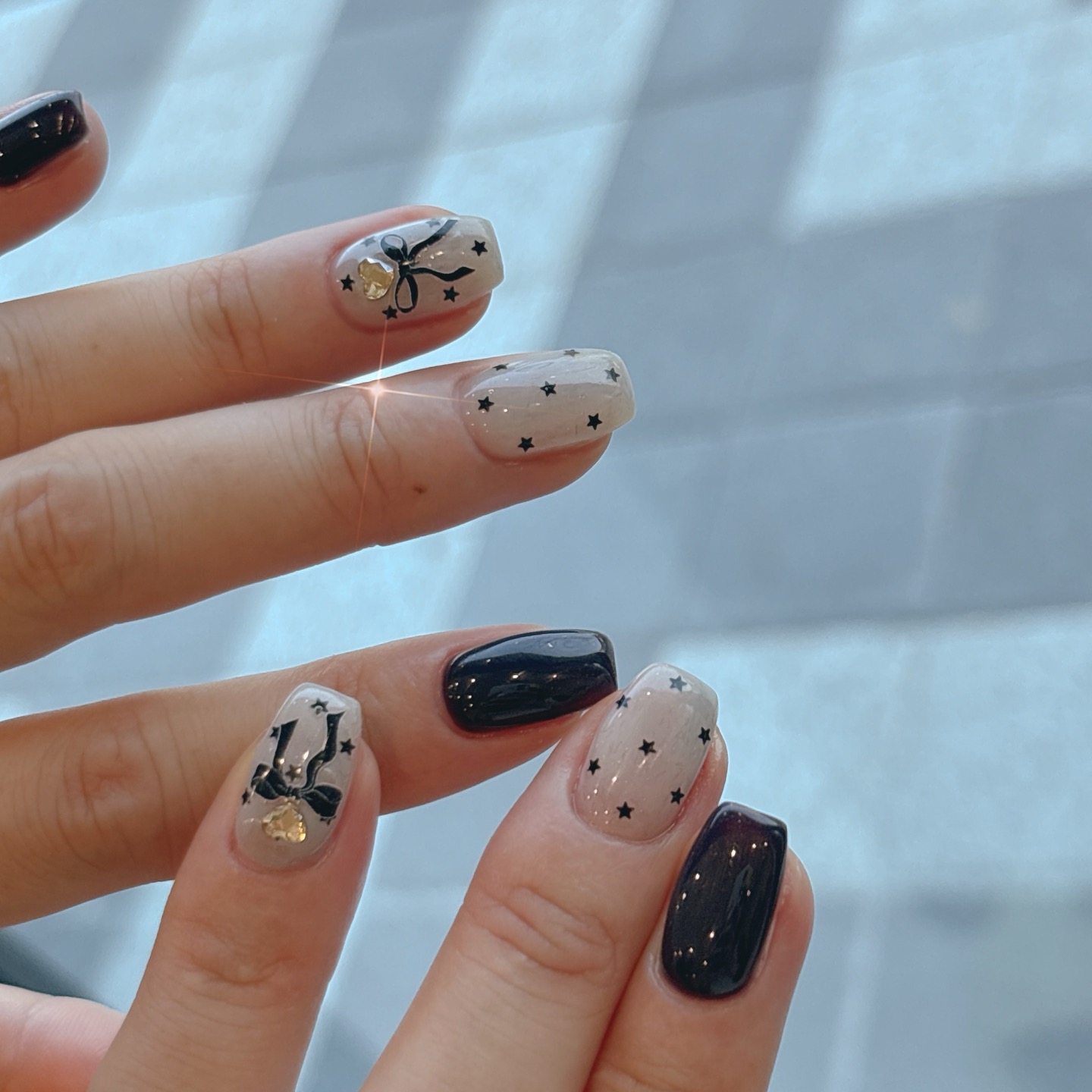 손,예쁘다 대표 이미지