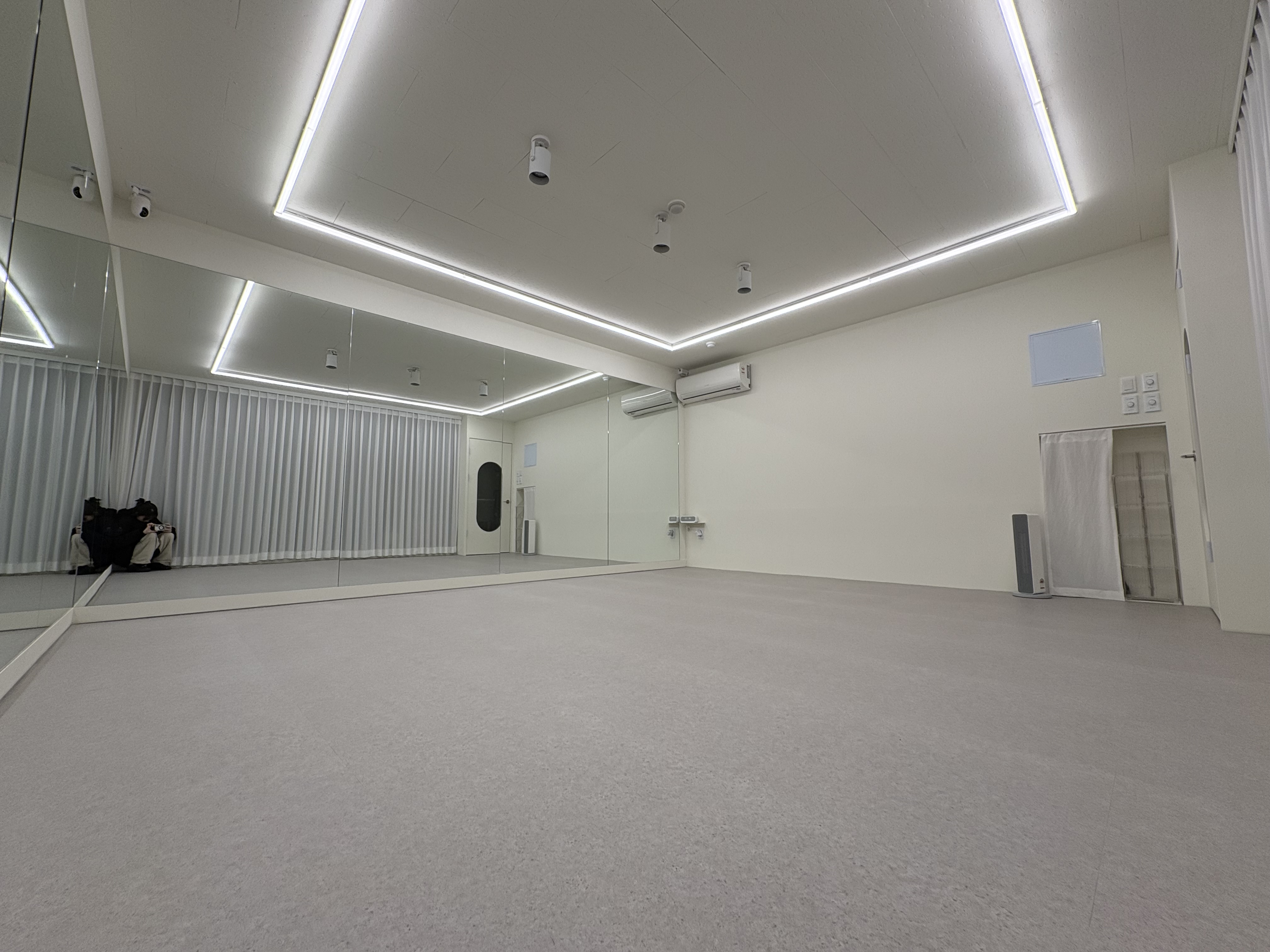 2번째 스튜디오 사진