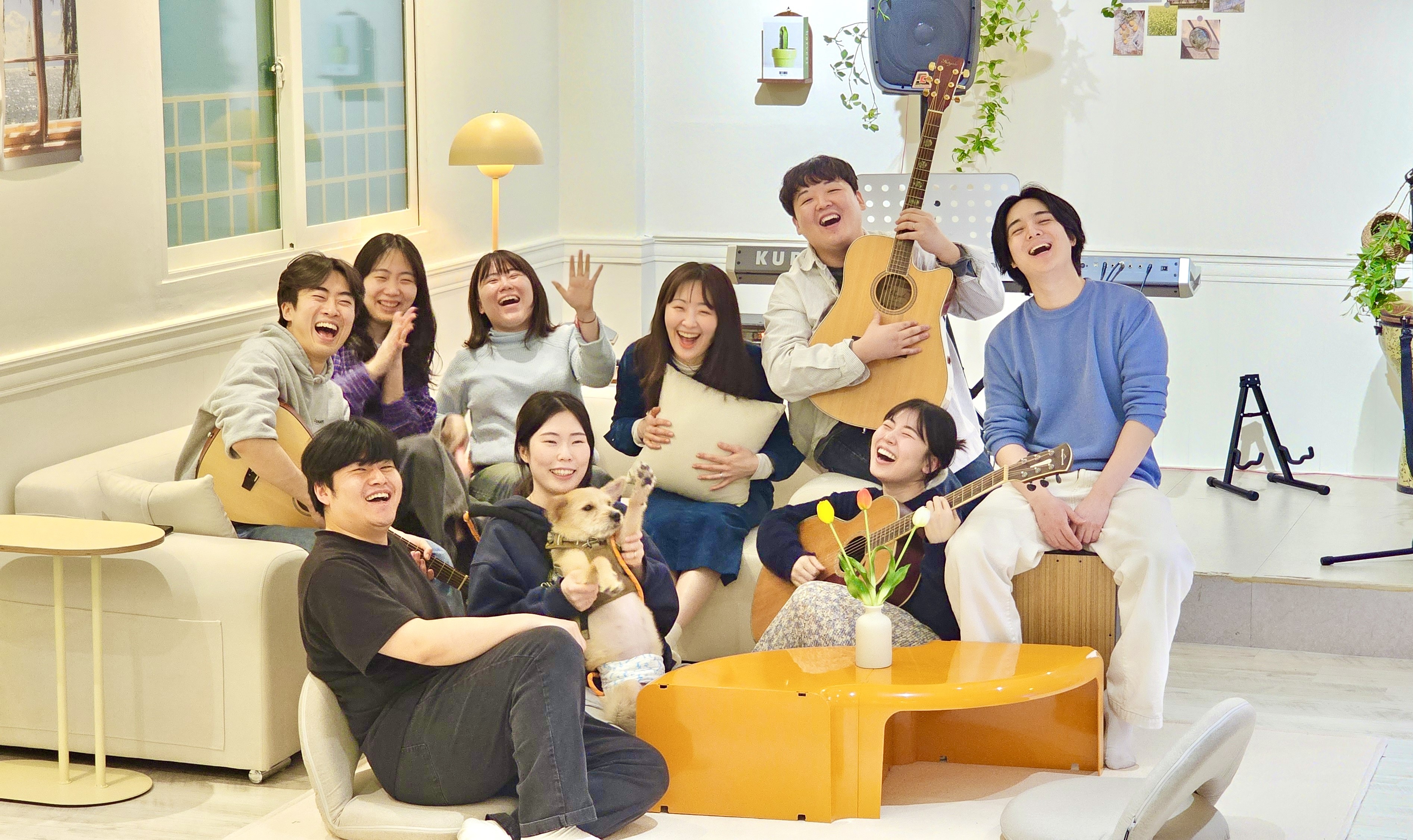 인생뮤직학원studio 천안점 내부 또는 관련 모습