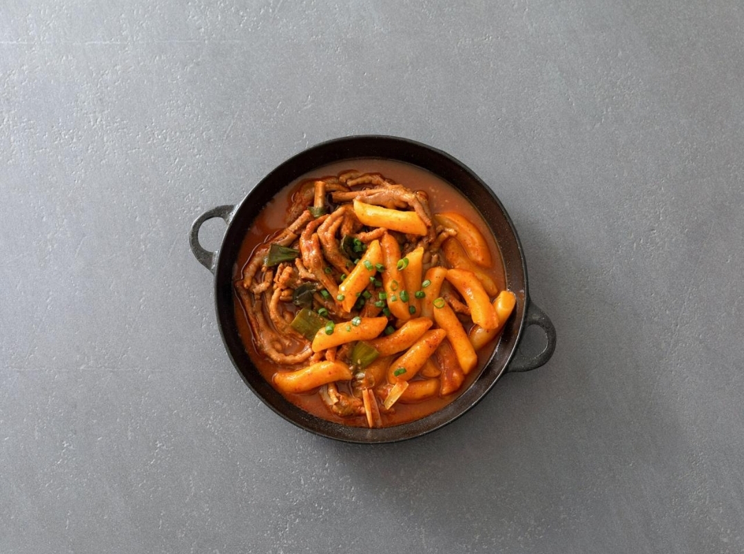 강제로시작한떡볶이 부평점