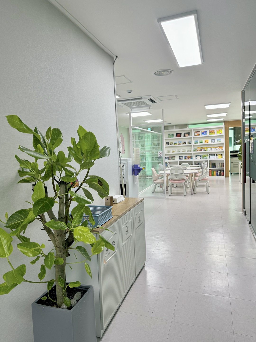 UCA어학원 대표 이미지