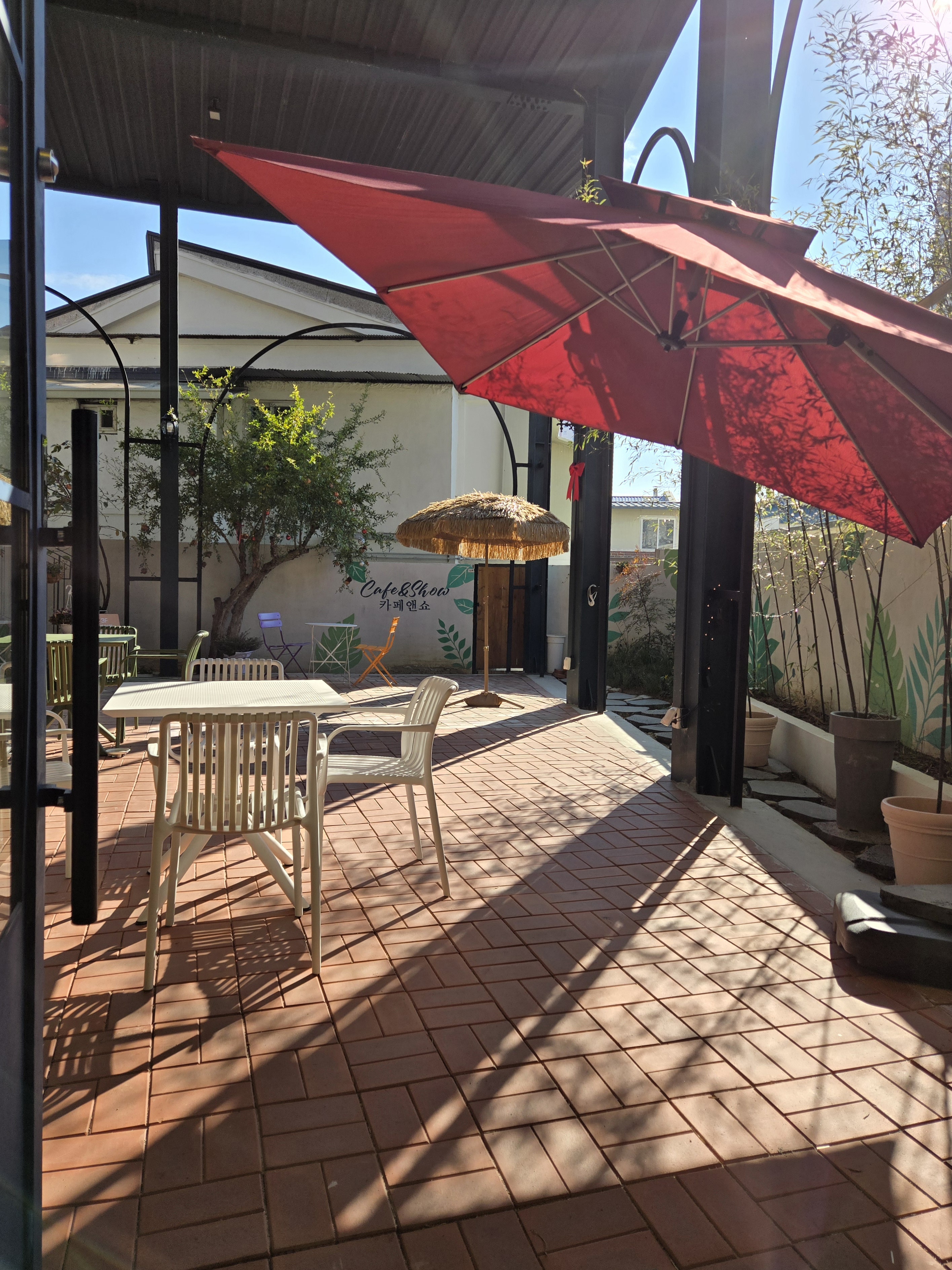 카페앤쇼 대표 이미지