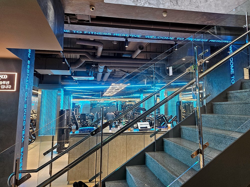 킹콩 LED전광판 대전