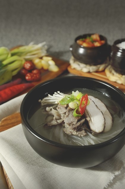 홍칼라소갈비찜