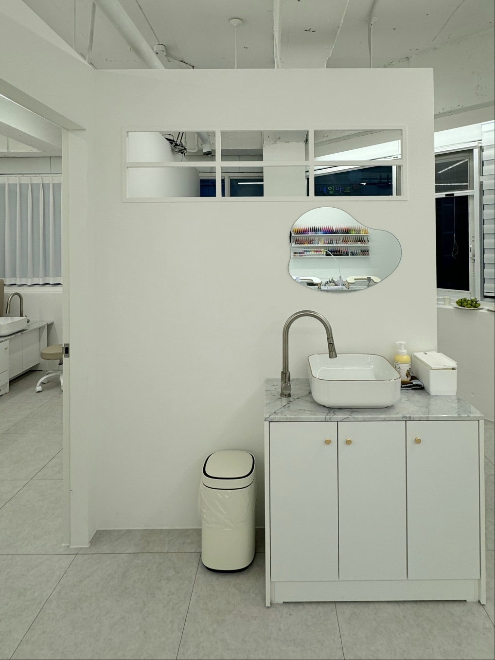 네일드무어 산본점 대표 이미지