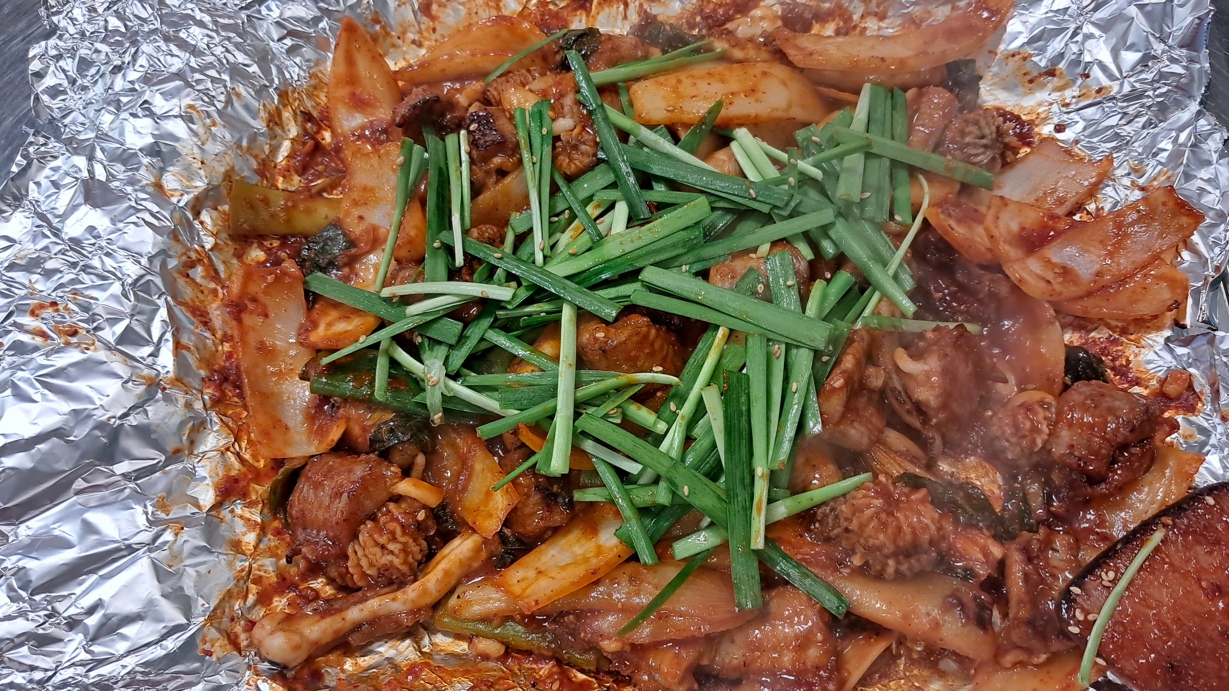 동방오거리과메기와 홍탁