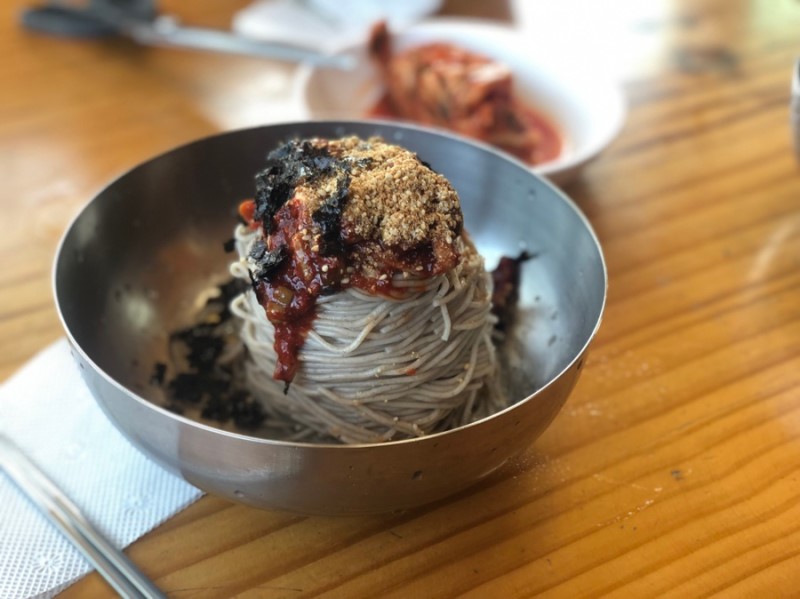 유포리막국수