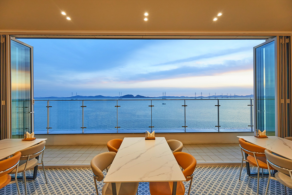 비스트로 만선 거북섬점