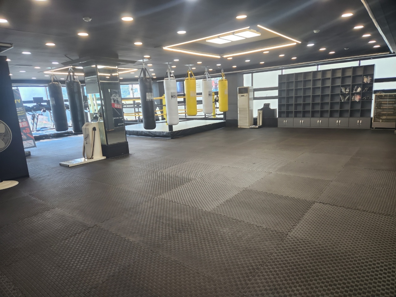 경상남도 창원시 마산회원구 복싱체육관 복싱(BOXING) YT GYM 내부 모습 2