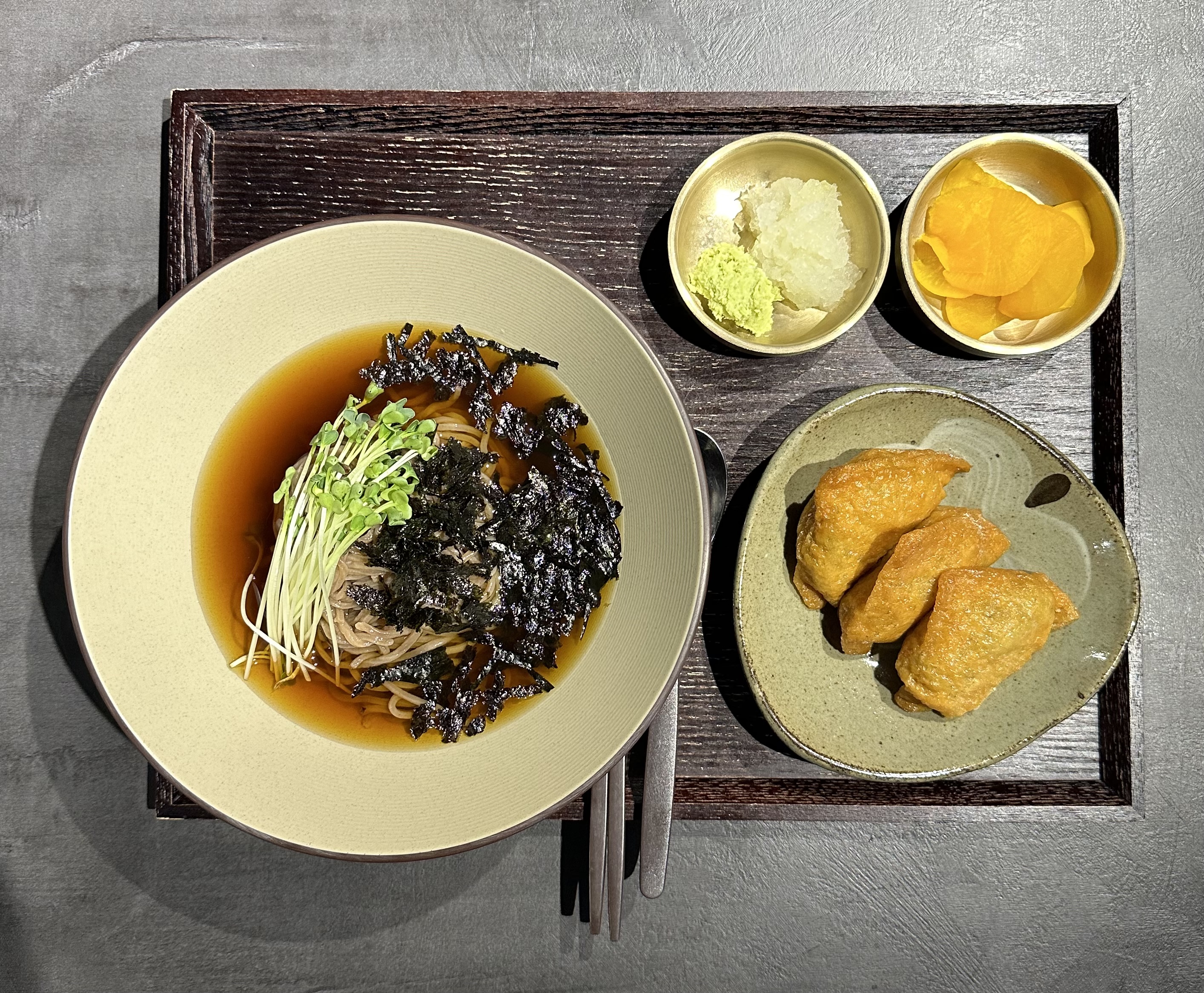 미방 여의 홍우점