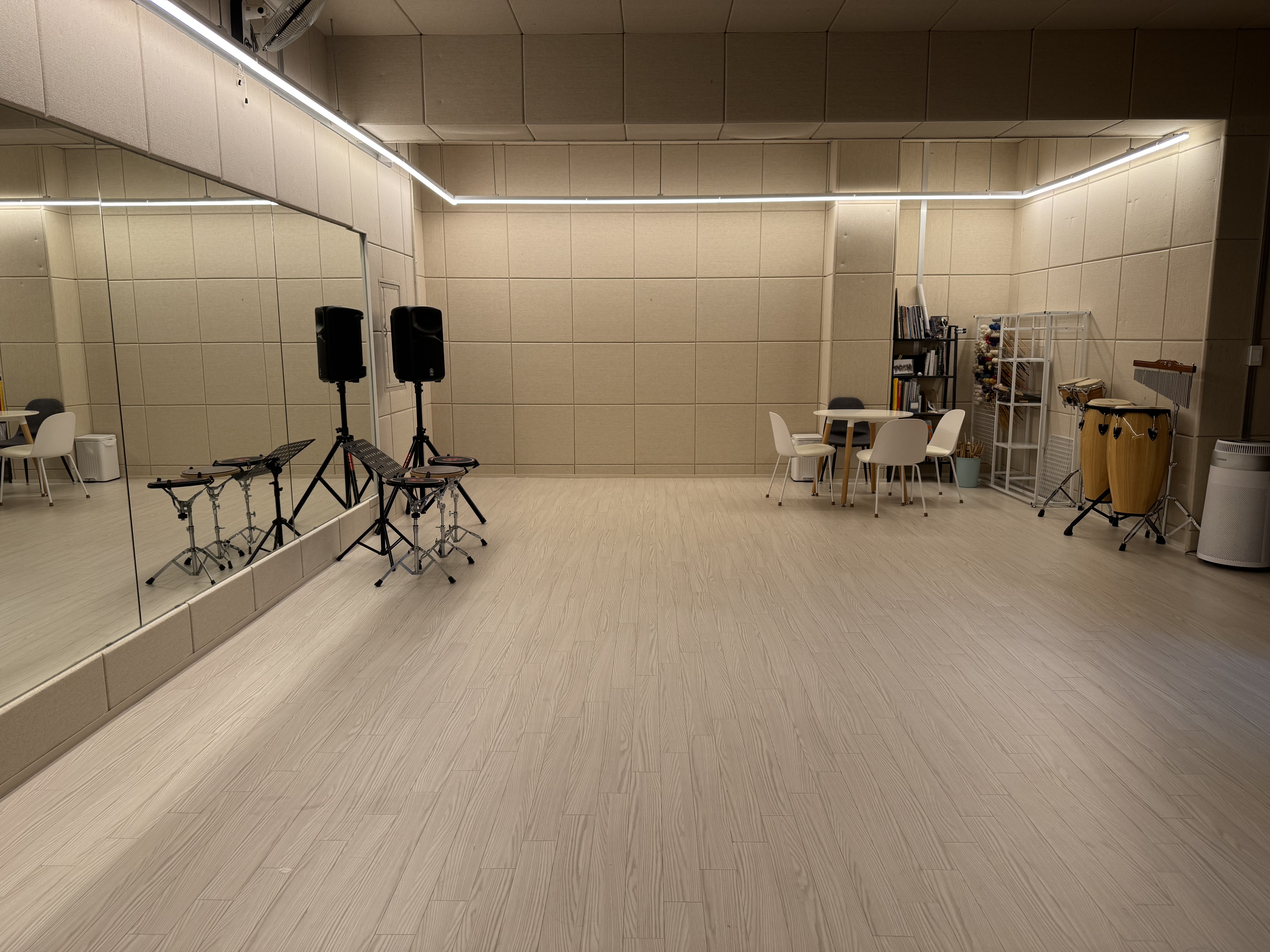 1번째 스튜디오 사진