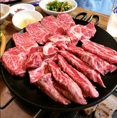 형제정육점식당