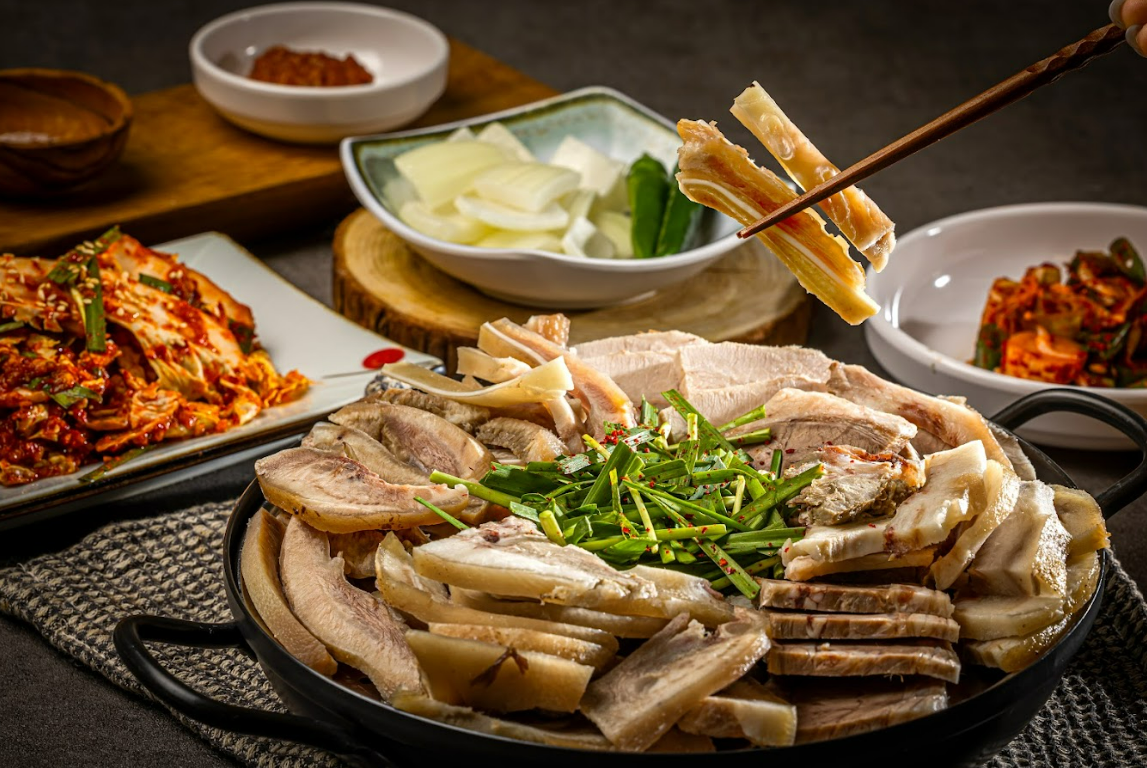 엄사골순대국밥&곱창전골