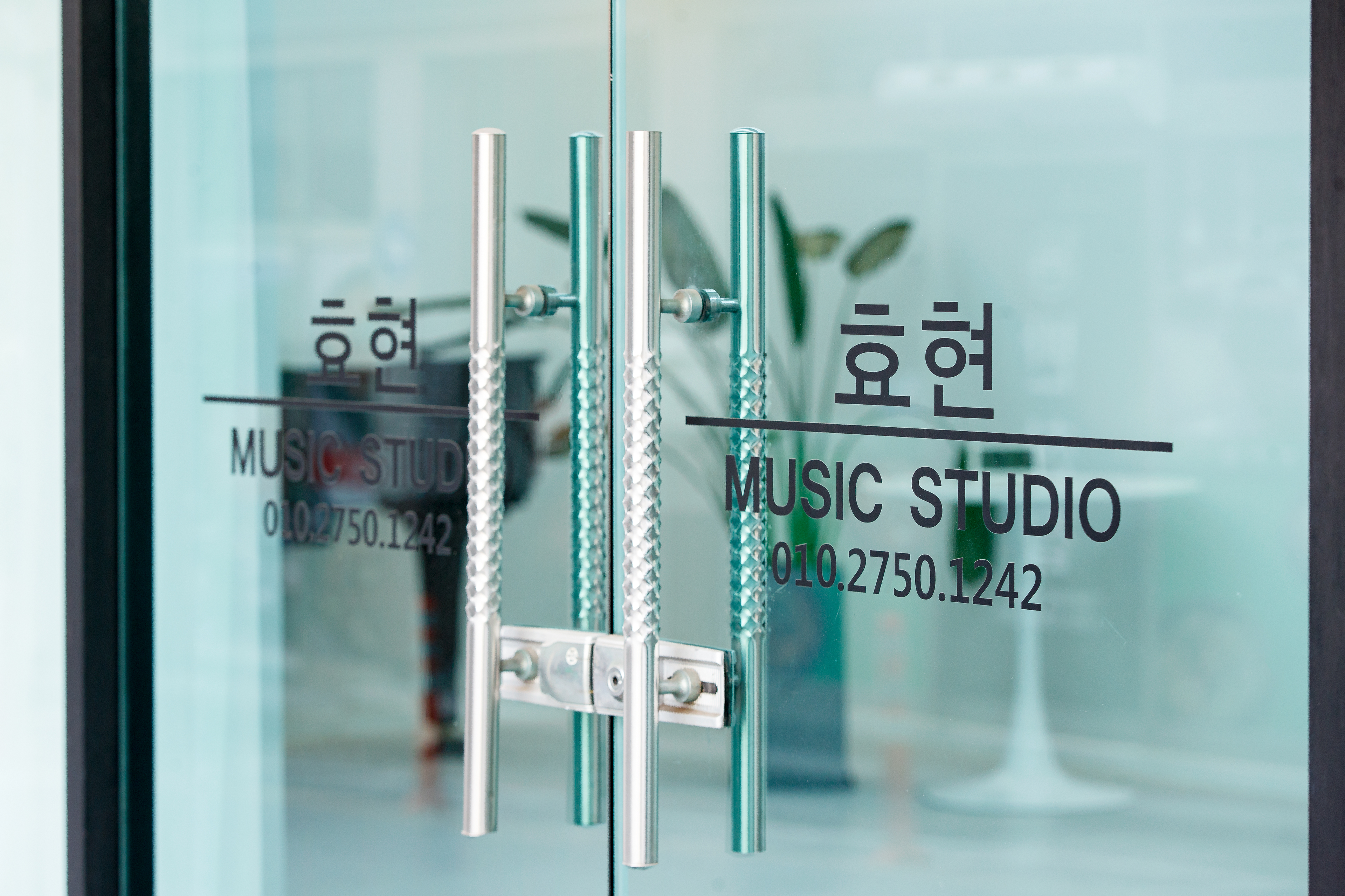 4번째 스튜디오 사진